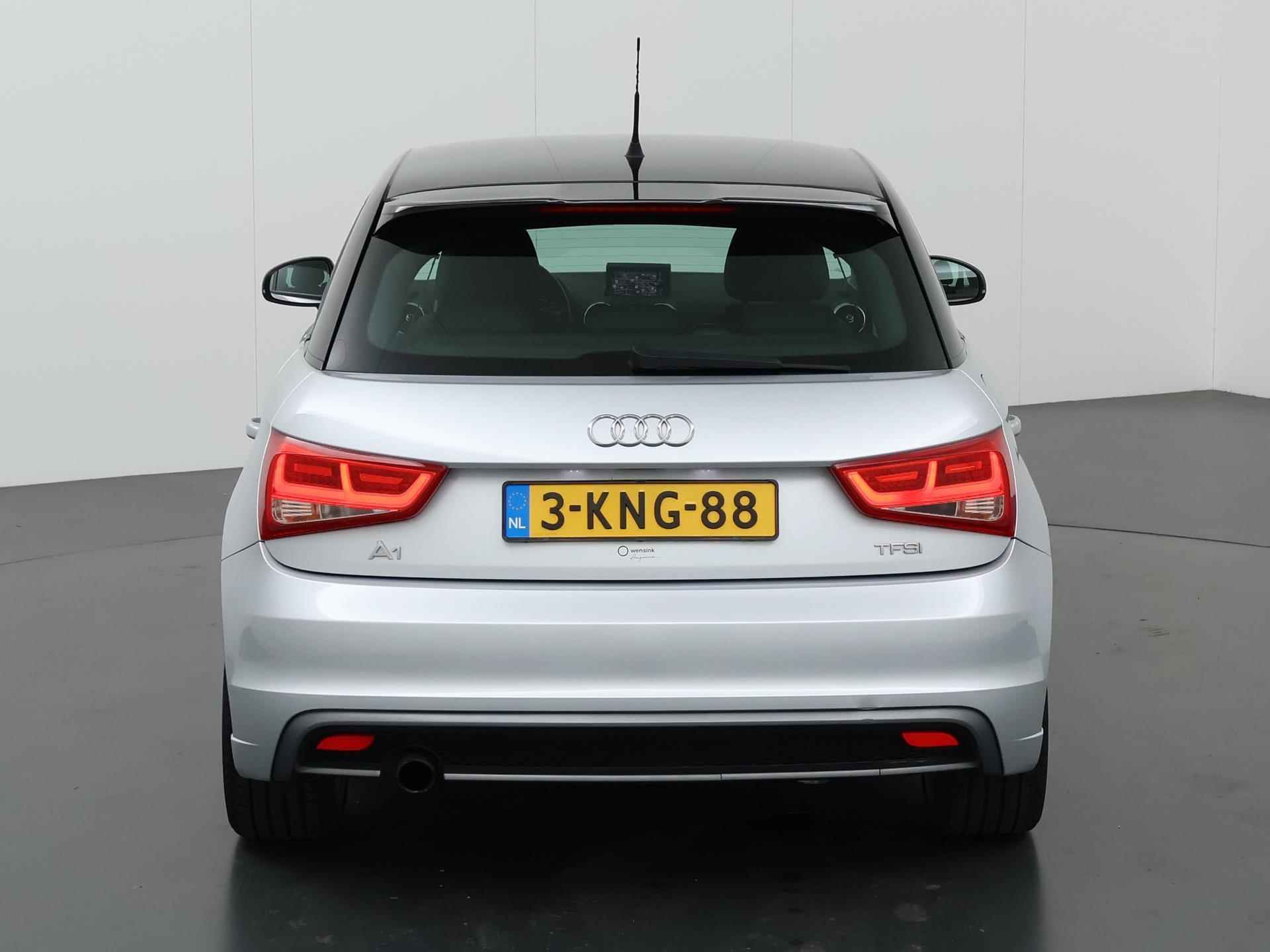 Audi A1 Sportback 1.2 TFSI Admired S-Line | Navigatie | Airco | Bluetooth | Cruise Control | - 5/42