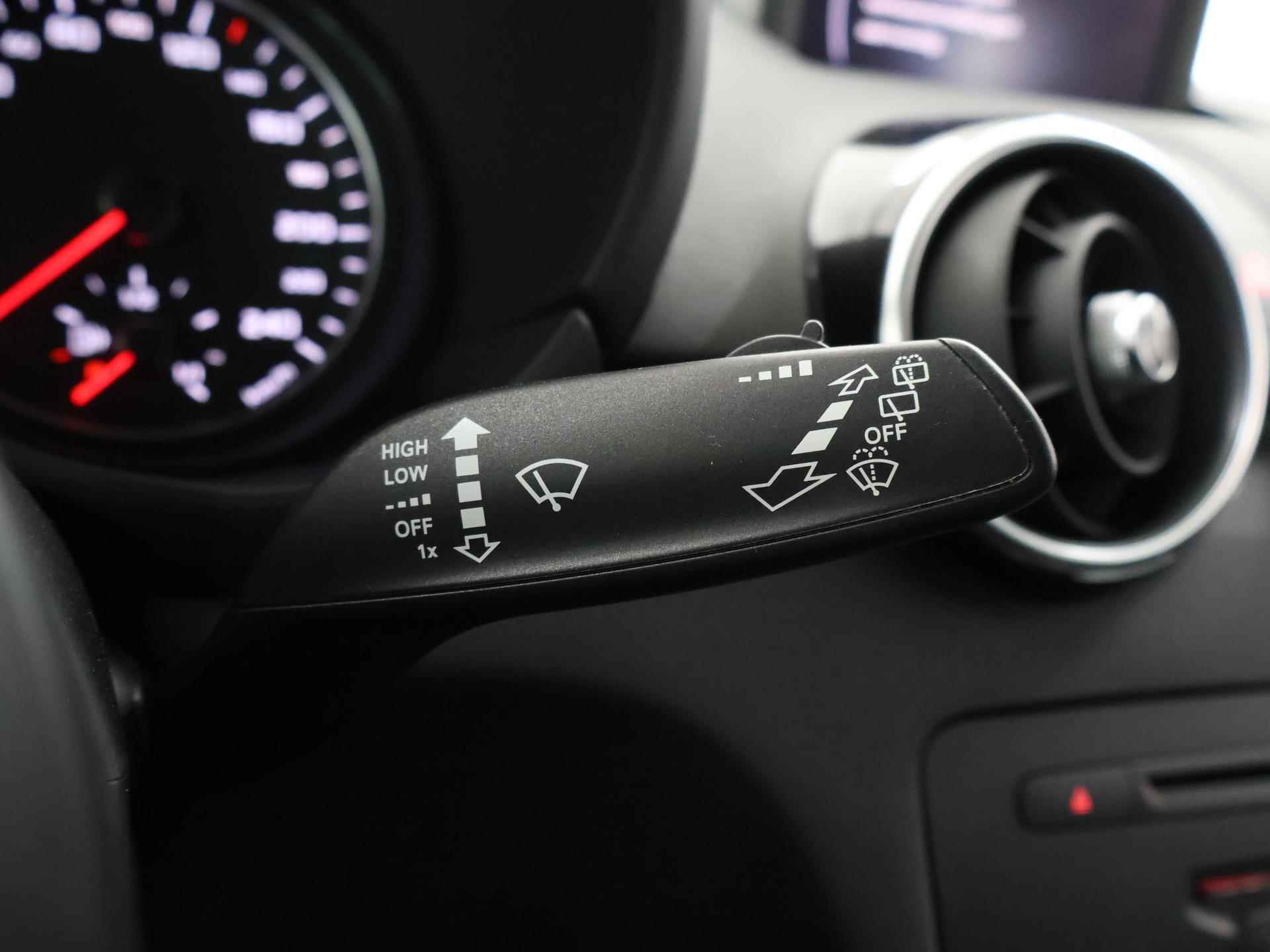 Audi A1 Sportback 1.2 TFSI Admired S-Line | Navigatie | Airco | Bluetooth | Cruise Control | - 30/42