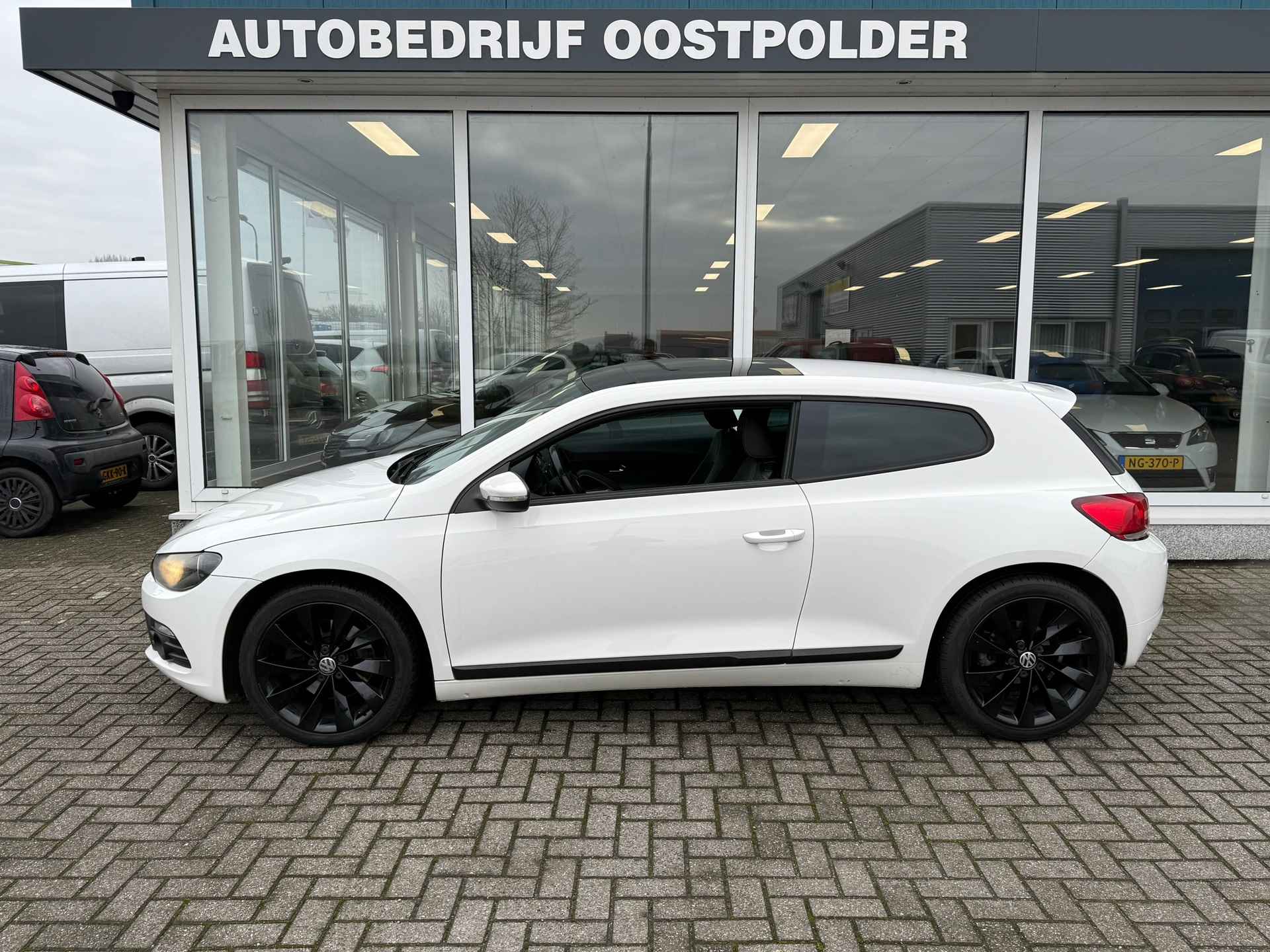 Volkswagen Scirocco 2.0 TSI - 4/17