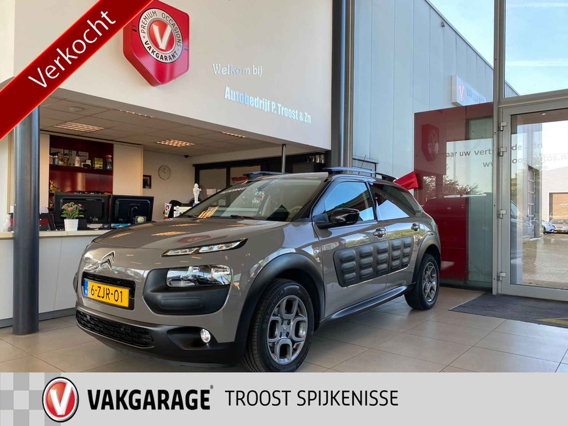 Citroën C4 Cactus 1.2 e-VTi Shine,Automaat,Navigatie,Achteruitrijcamera,Sensoren V&A,Halfleder&Stoelverwarming,Climate&Cruisecontrol,Bleutooth met - 1/29