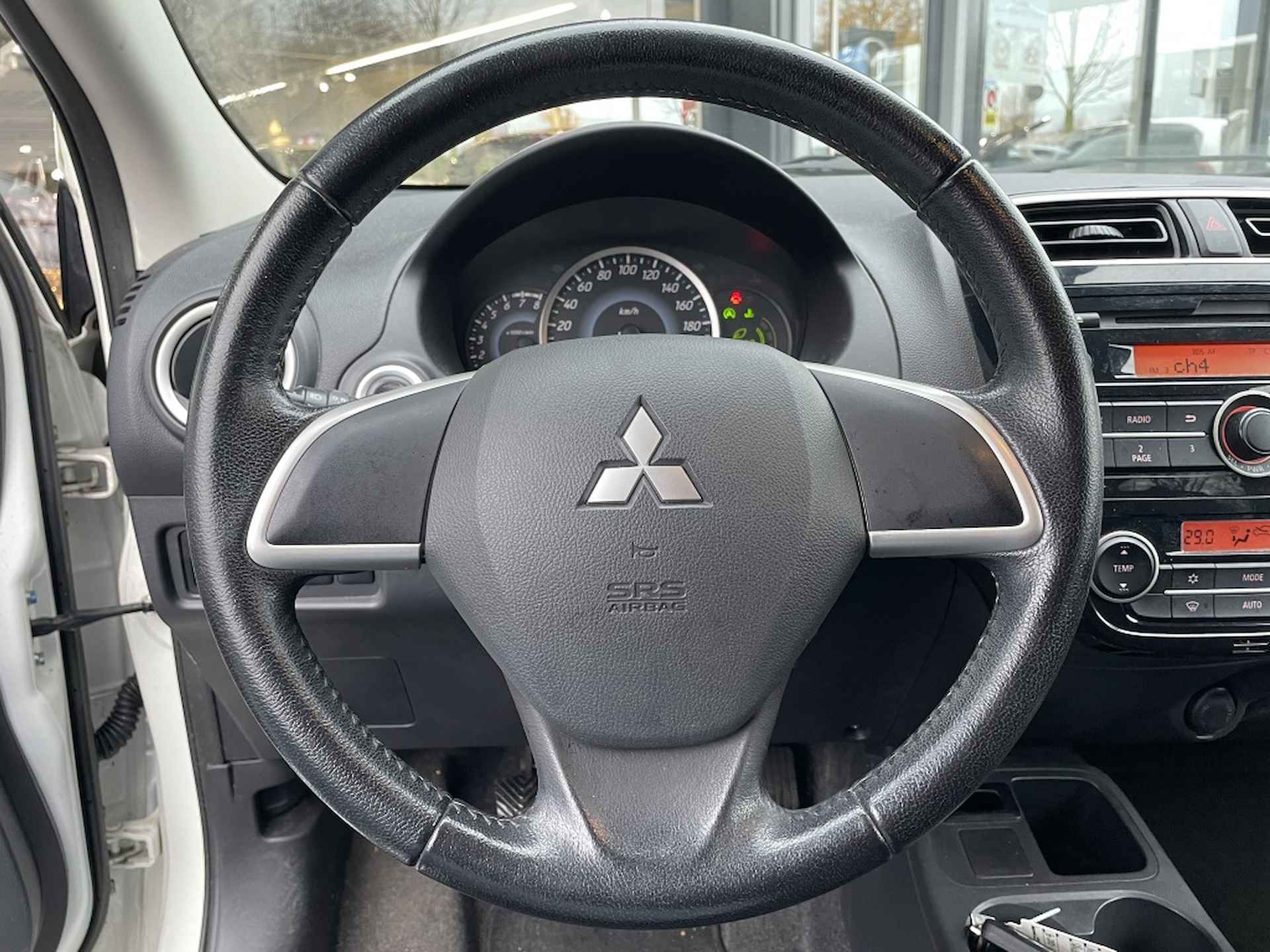 Mitsubishi Space Star 1.2 Intense+ | Climate control | Keyless - 6/24