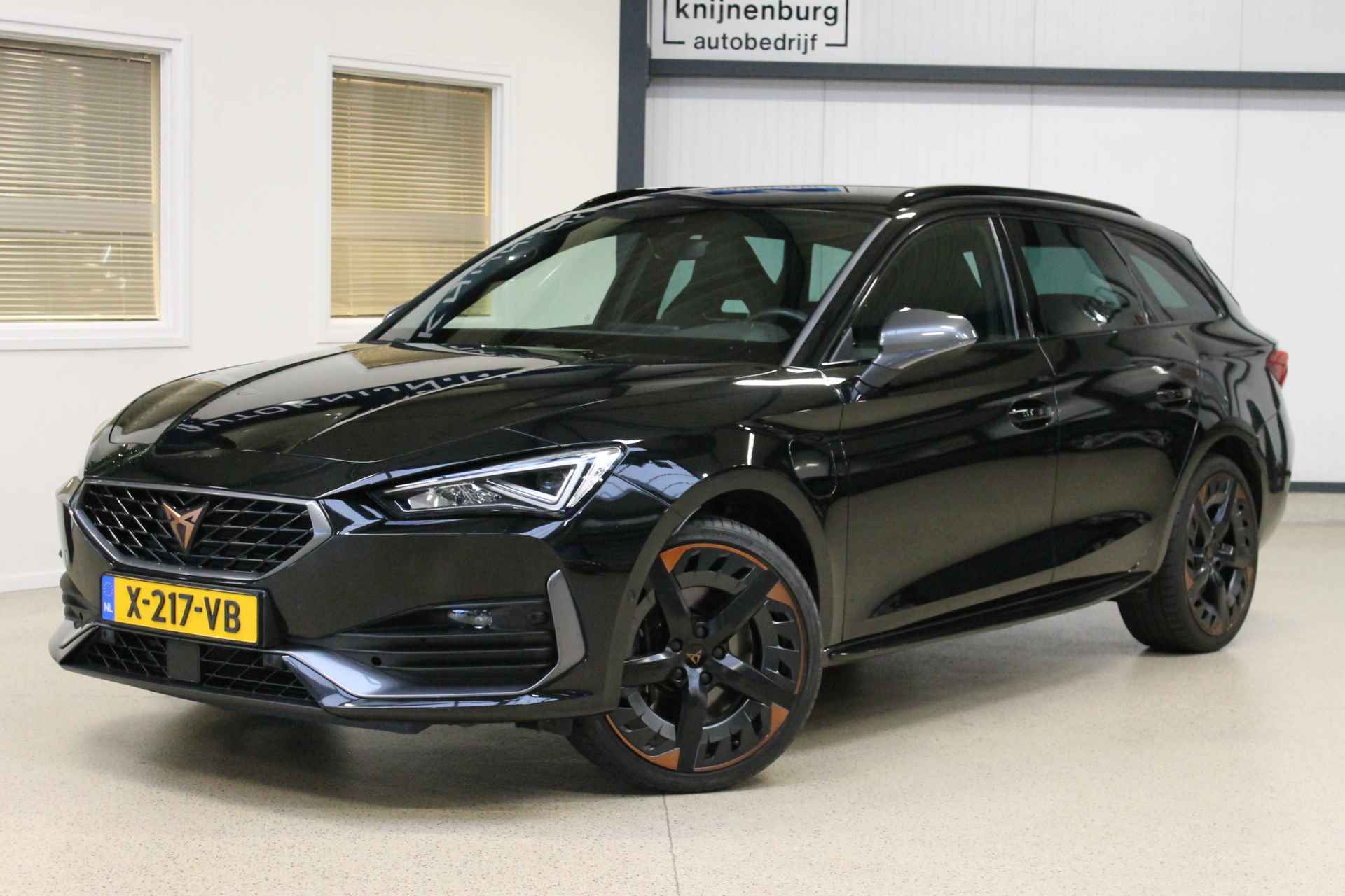 CUPRA Leon Sportstourer 1.4 e-Hybrid VZ 245pk Performance | Elek. sportstoel + memory | DCC | Elek. klep | 19 Inch | 100% (Dealer) onderhouden label - 2/58