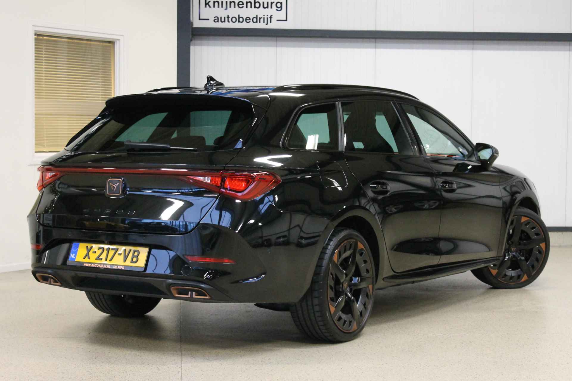 CUPRA Leon Sportstourer 1.4 e-Hybrid VZ 245pk Performance | Elek. sportstoel + memory | DCC | Elek. klep | 19 Inch | 100% (Dealer) onderhouden label - 10/58