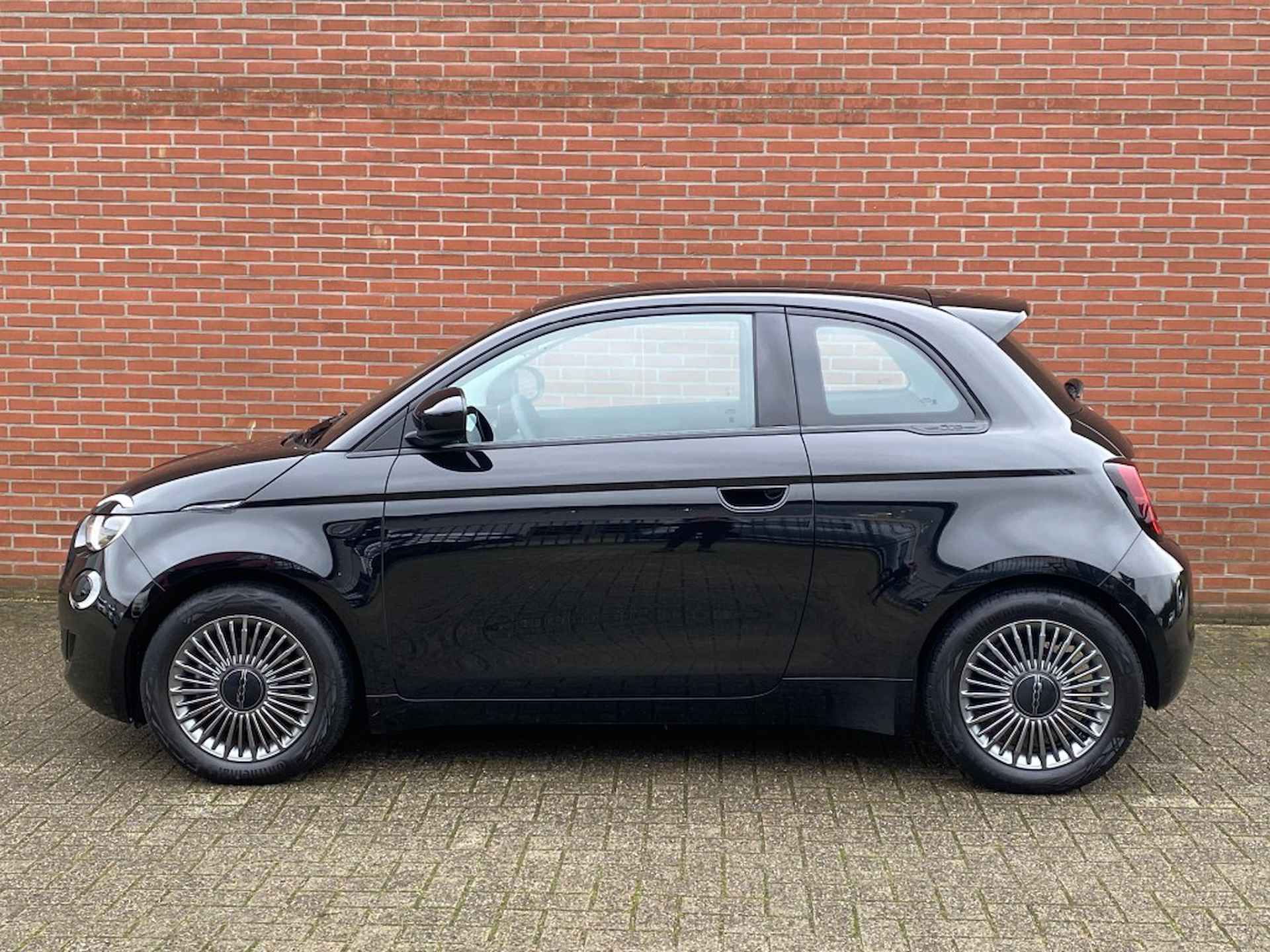 FIAT 500e ICON 42 KWH STOELVW COMFORT NAV CRUISE CARPLAY LMV - 3/24