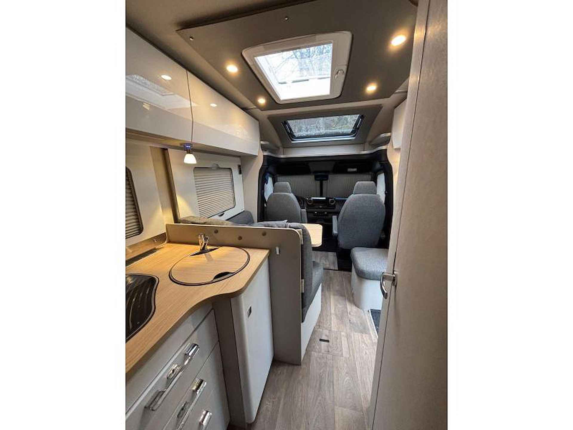 Hymer Tramp S  585 417 CDI  SAT  TOPPER - 9/17