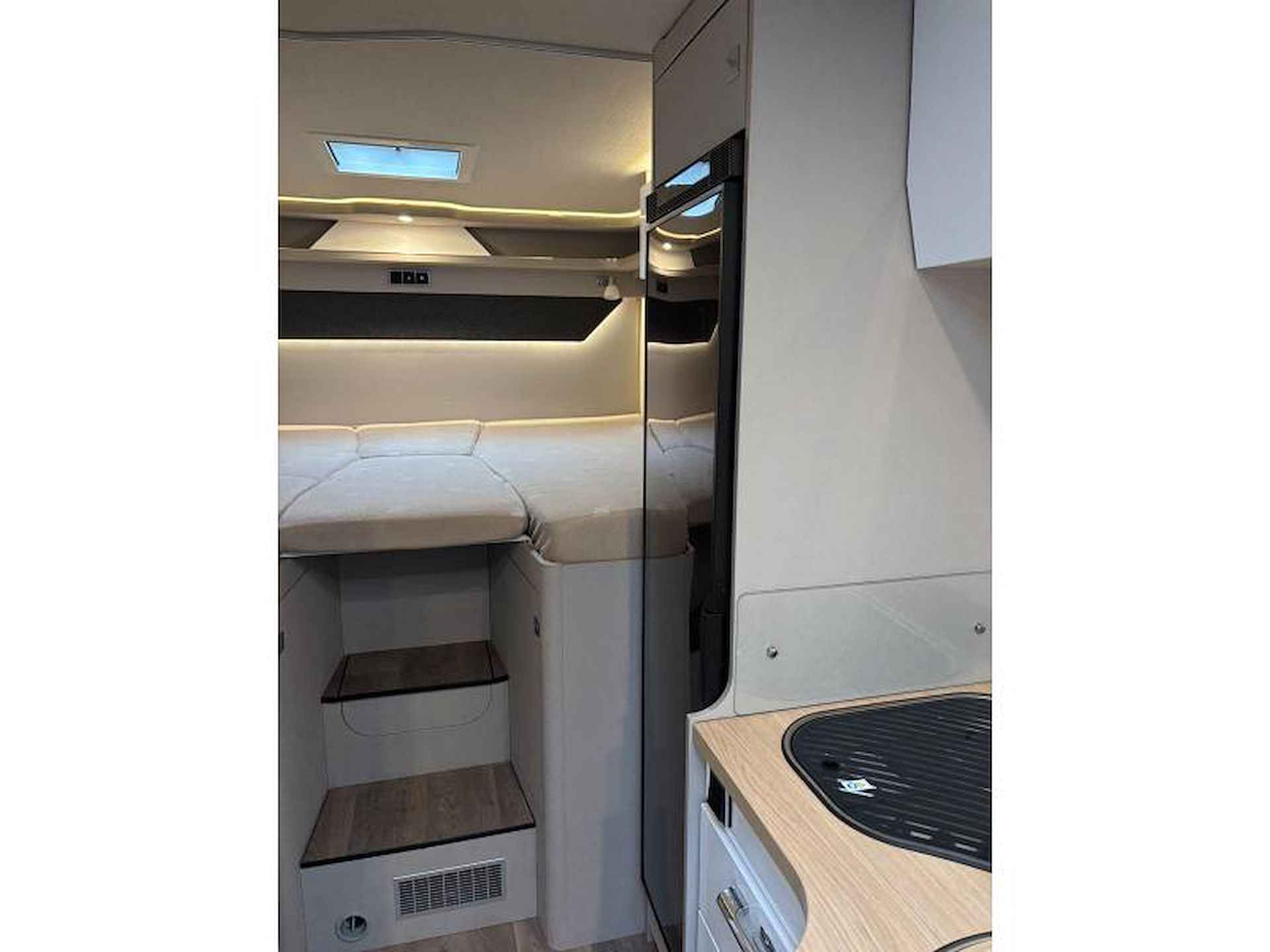 Hymer Tramp S  585 417 CDI  SAT  TOPPER - 16/17