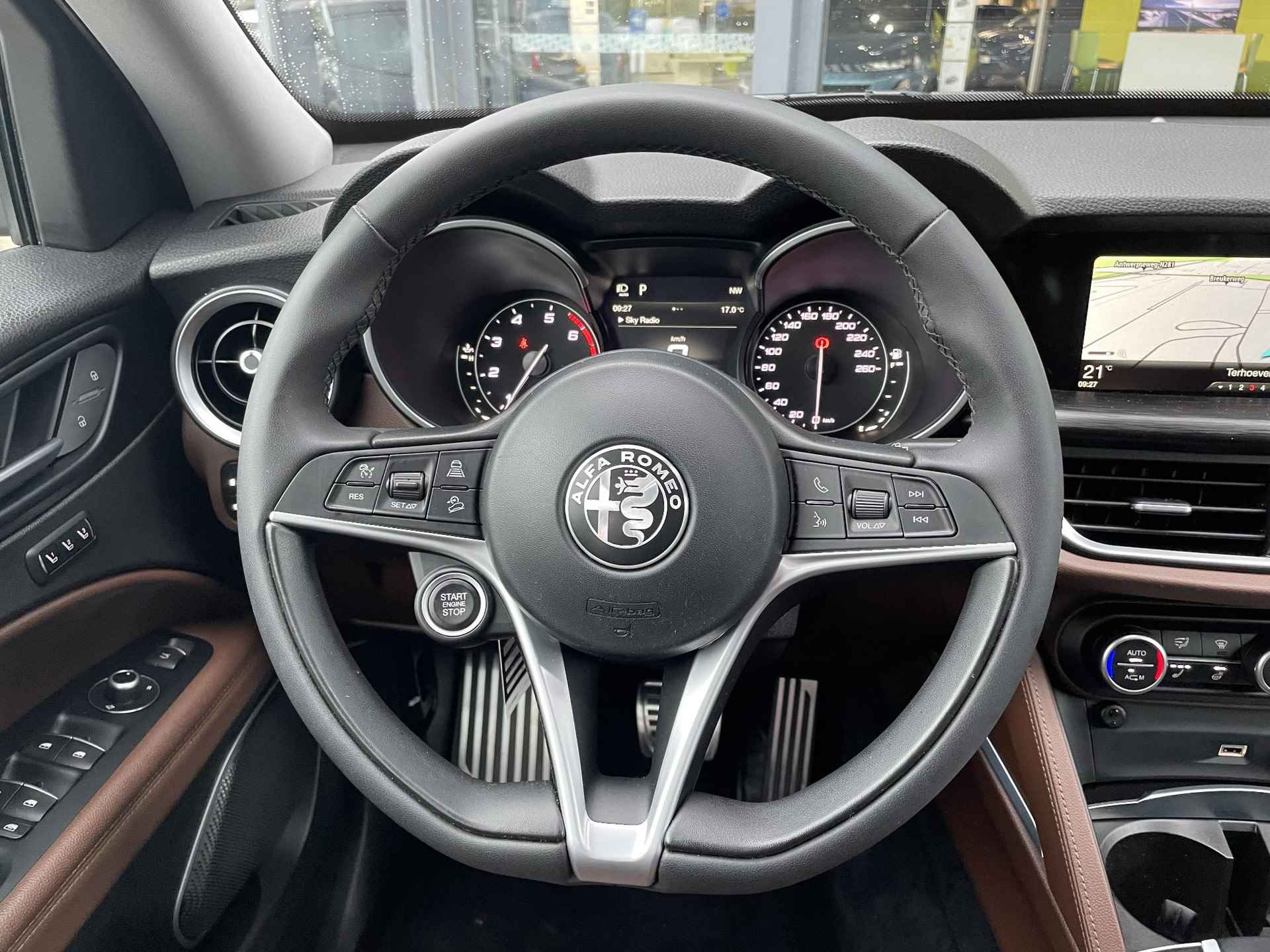 Alfa Romeo Stelvio 2.0 T AWD Super | 8,8'' Scherm met AppleCarplay/AndroidAuto, Navigatie & DAB | Leder - 11/29