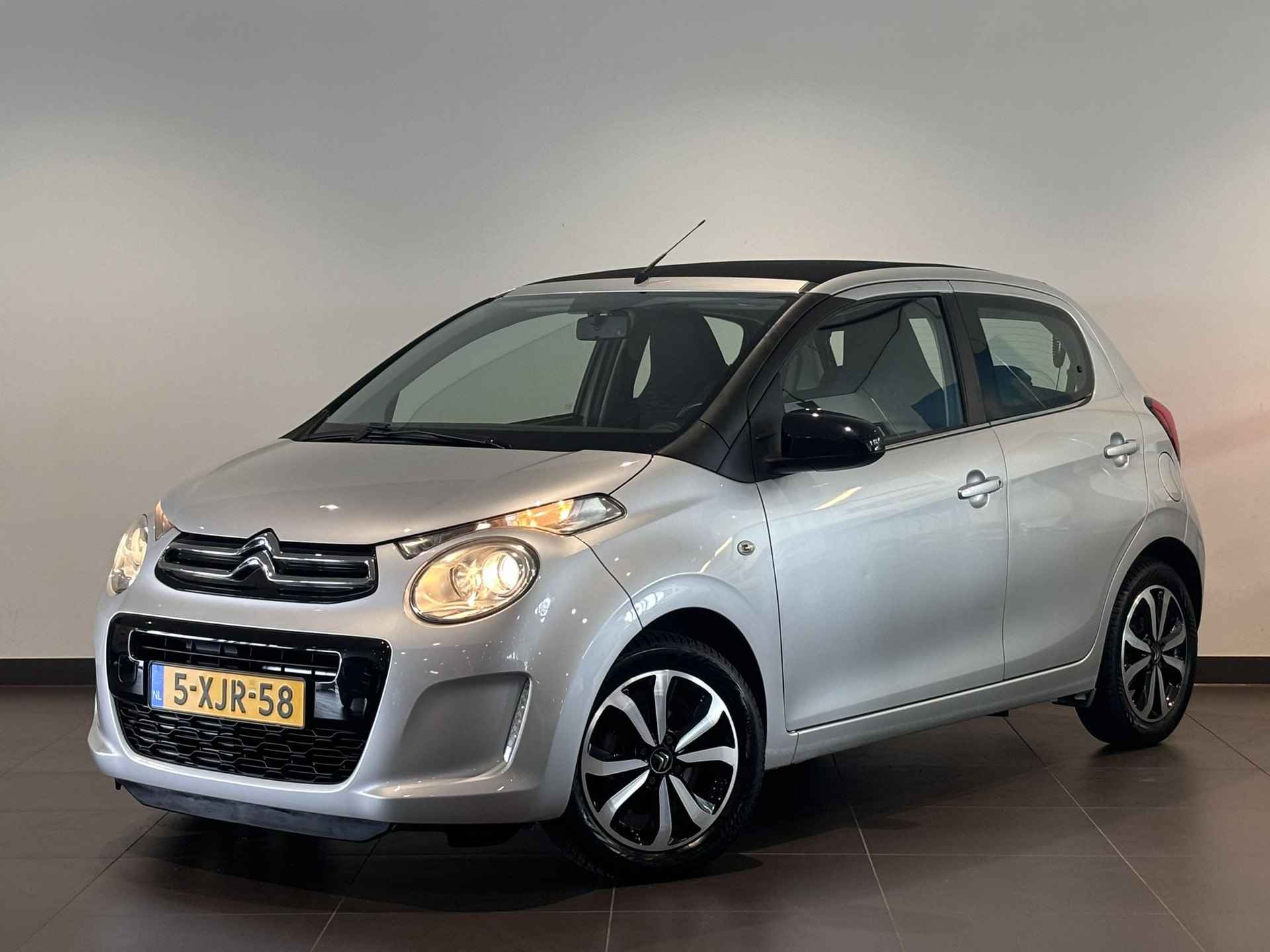 Citroën C1 5-deurs Airscape Shine 1.0 e-VTi 68pk ETG AUTOMAAT | CABRIO | CLIMA | CAMERA | VOUWDAK ZWART | LM-VELGEN | UNIEKE KM-STAND! | - 3/62