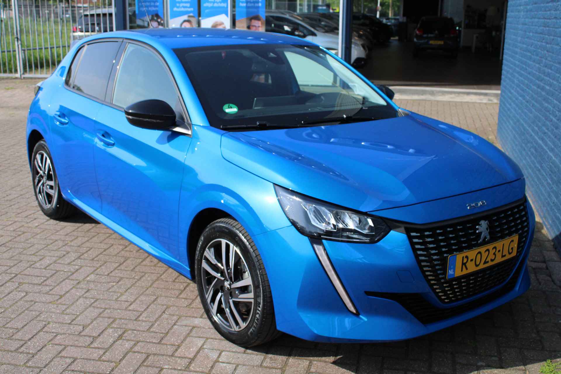 Peugeot 208 5drs Allure PureTech 100pk EAT8 | Automaat | Navigatie | Camera | Apple Carplay | 12.500 Km | - 9/32