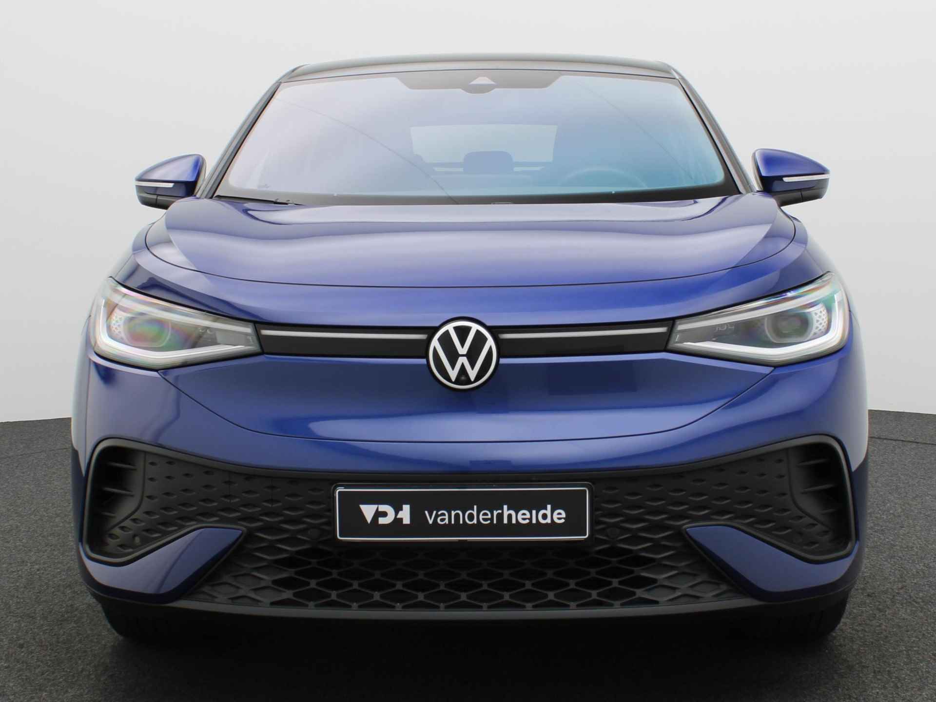 Volkswagen ID.5 Pro 77 kWh 204PK Panoramadak, 360 gr. camera, Matrix-LED, winterpakket, keyless, easy open, alarm, 19'' lichtmetaal - 13/48