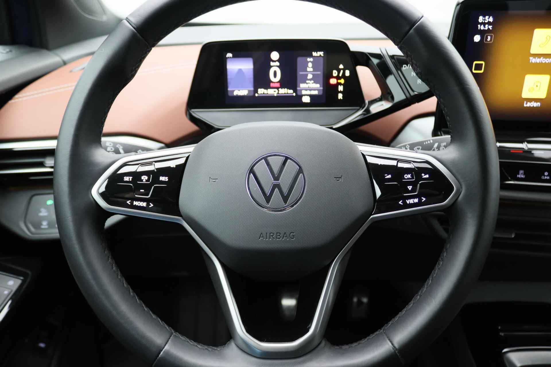 Volkswagen ID.5 Pro 77 kWh 204PK Panoramadak, 360 gr. camera, Matrix-LED, winterpakket, keyless, easy open, alarm, 19'' lichtmetaal - 18/48