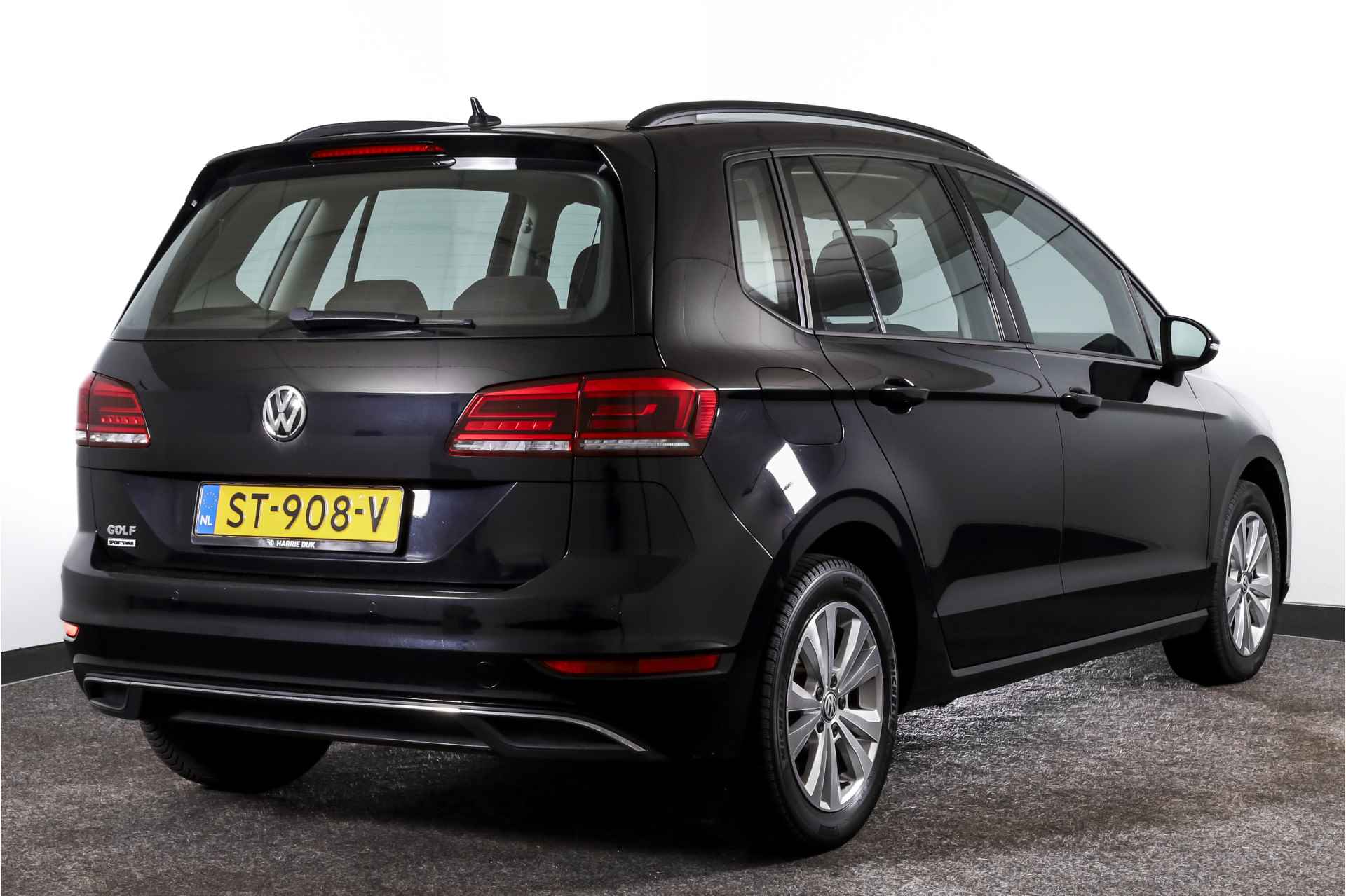 Volkswagen Golf Sportsvan 1.0 TSI Comfortline Automaat | Adapt. Cruise | Stoelverw. | PDC | Camera | NAV | ECC | LM 16" | - 3/55