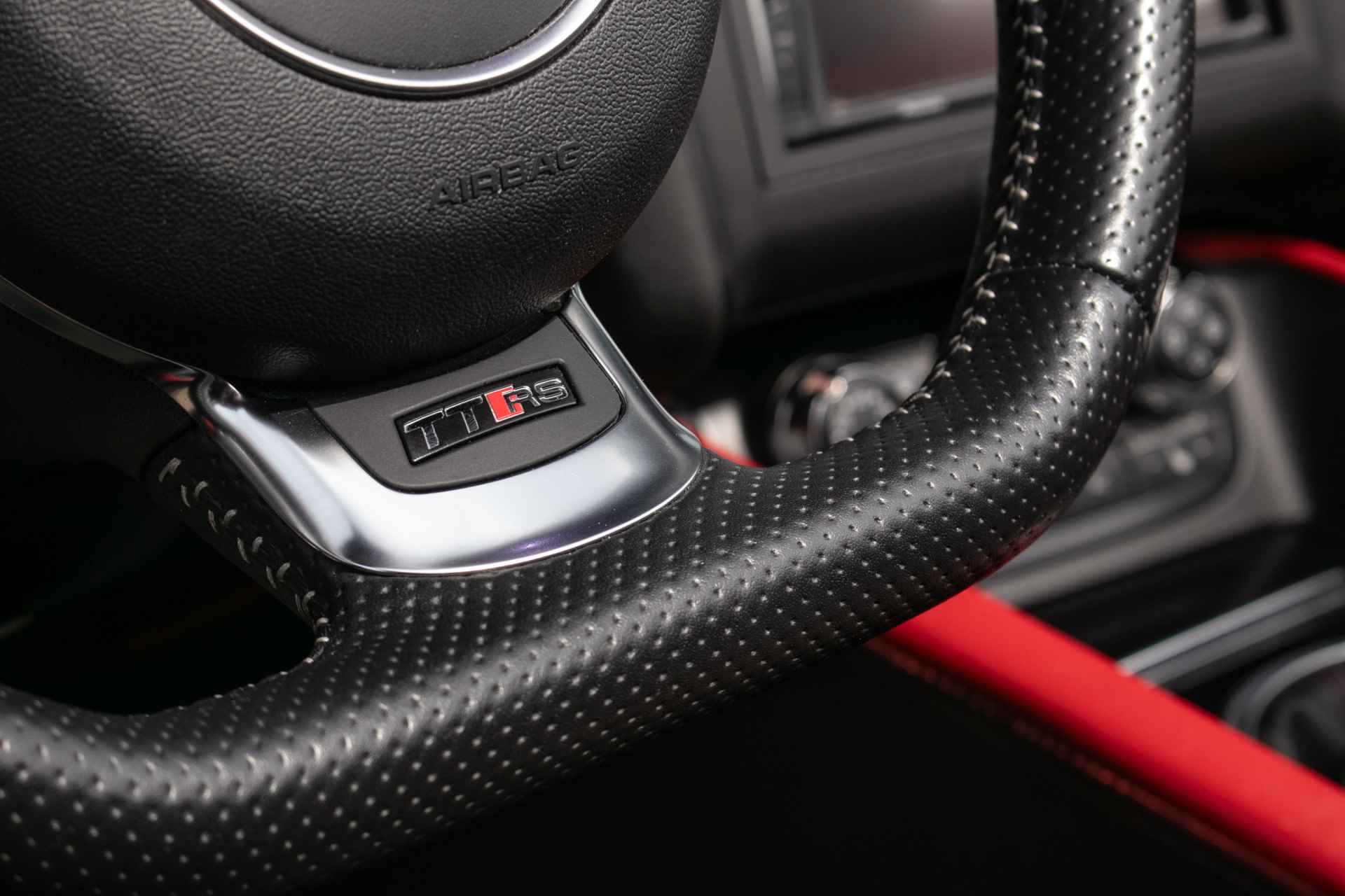 Audi TT Roadster 2.5 T TT RS Pro Line All-in rijklaarprijs | Miltek | Carbon | Nieuw dak | Volledige onderhoudshist. - 19/61
