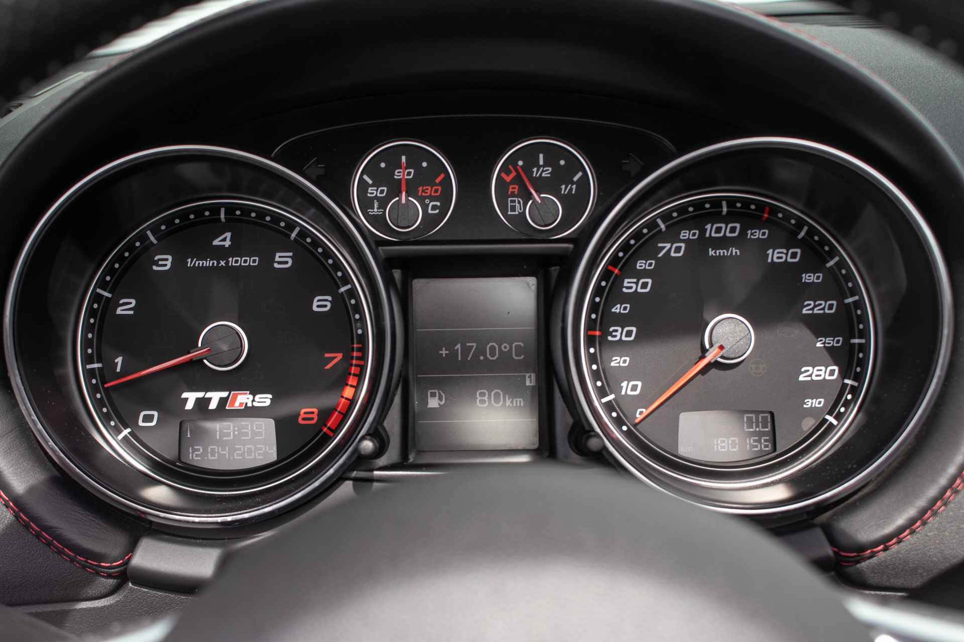 Audi TT Roadster 2.5 T TT RS Pro Line All-in rijklaarprijs | Miltek | Carbon | Nieuw dak | Volledige onderhoudshist. - 24/61