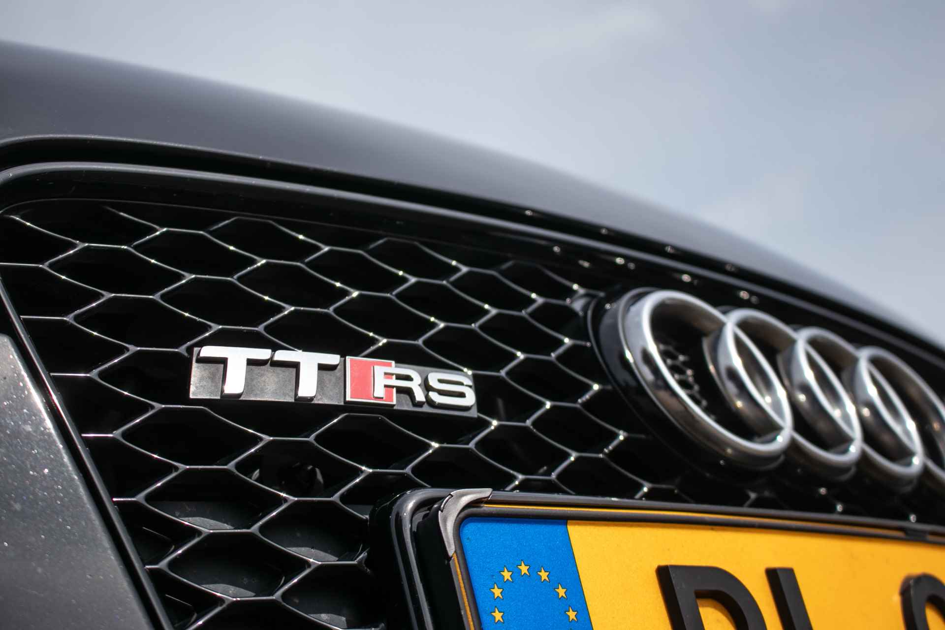 Audi TT Roadster 2.5 T TT RS Pro Line All-in rijklaarprijs | Miltek | Carbon | Nieuw dak | Volledige onderhoudshist. - 41/61