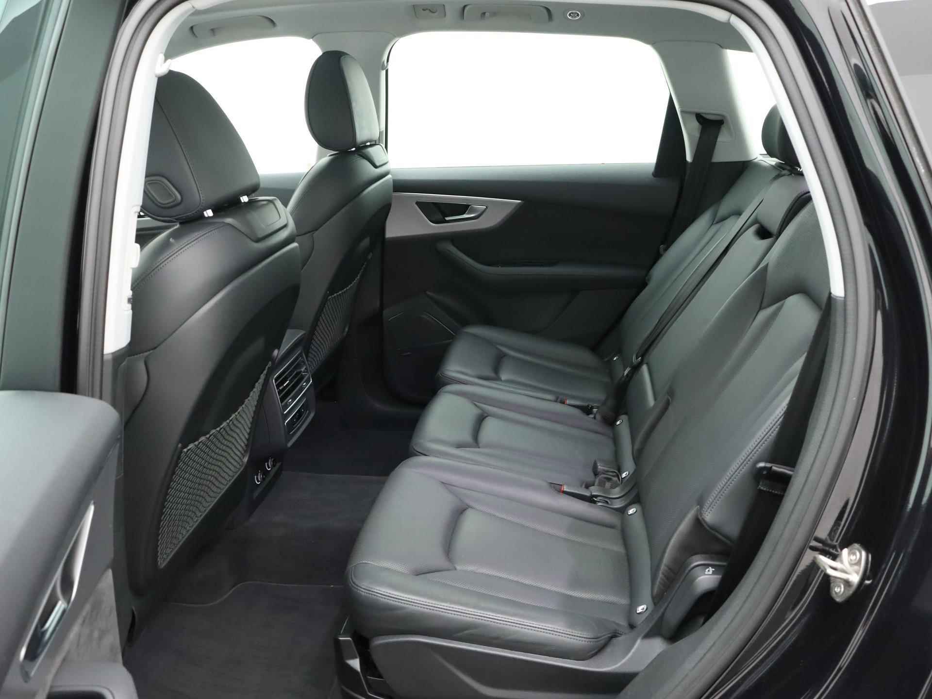 Audi Q7 55 TFSI e quattro Pro Line Plus | Automaat | Leder | LED | Virtual cockpit | Panoramadak | Navigatie | Cruise control | Climat control | Lichtmetalen velgen | Elektrische kofferklep | - 18/41