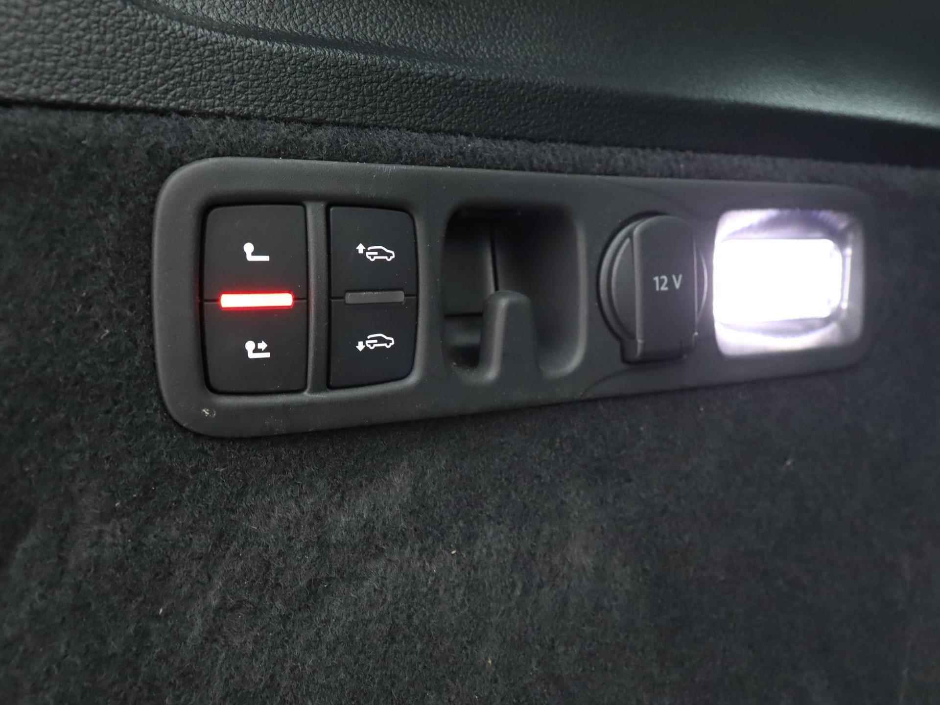 Audi Q7 55 TFSI e quattro Pro Line Plus | Automaat | Leder | LED | Virtual cockpit | Panoramadak | Navigatie | Cruise control | Climat control | Lichtmetalen velgen | Elektrische kofferklep | - 31/41