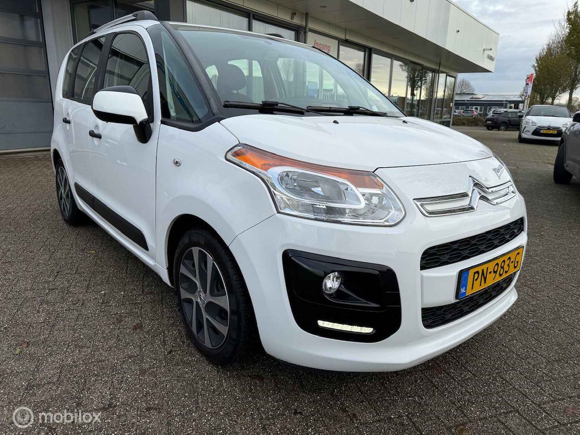 CITROEN C3 PICASSO 95 PK TENDANCE 12 MND BOVAG RIJKLAAR PRIJS - 3/22