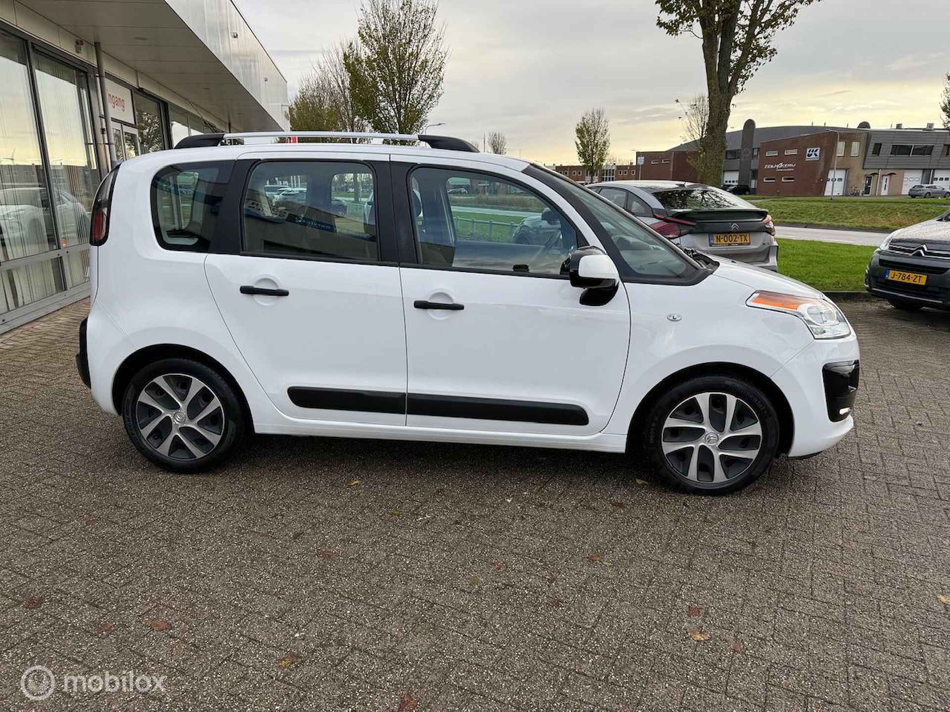 CITROEN C3 PICASSO 95 PK TENDANCE 12 MND BOVAG RIJKLAAR PRIJS - 4/22