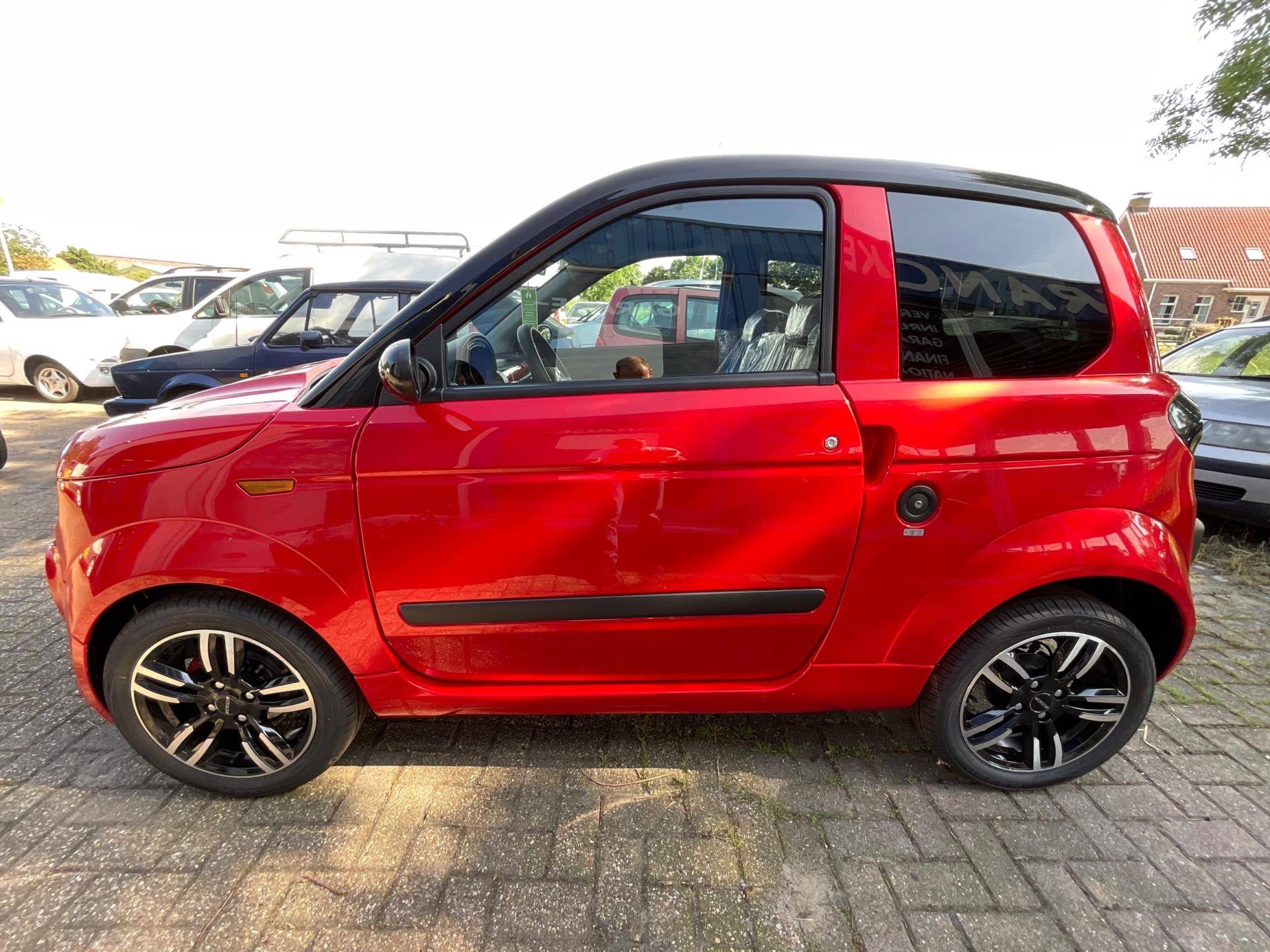 Microcar M.Go 6 Must Sun DCI 492 (NIEUW) - 6/15