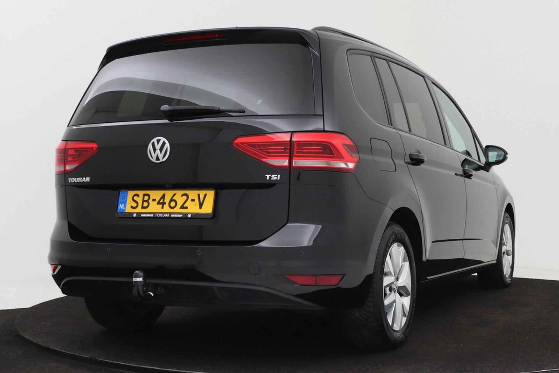 Volkswagen Touran 1.2 TSI Comfortline 7p | Trekhaak | Apple CarPlay | Org NL | 1e Eig | NAP | Navigatie | Camera | Climate Control - 9/39