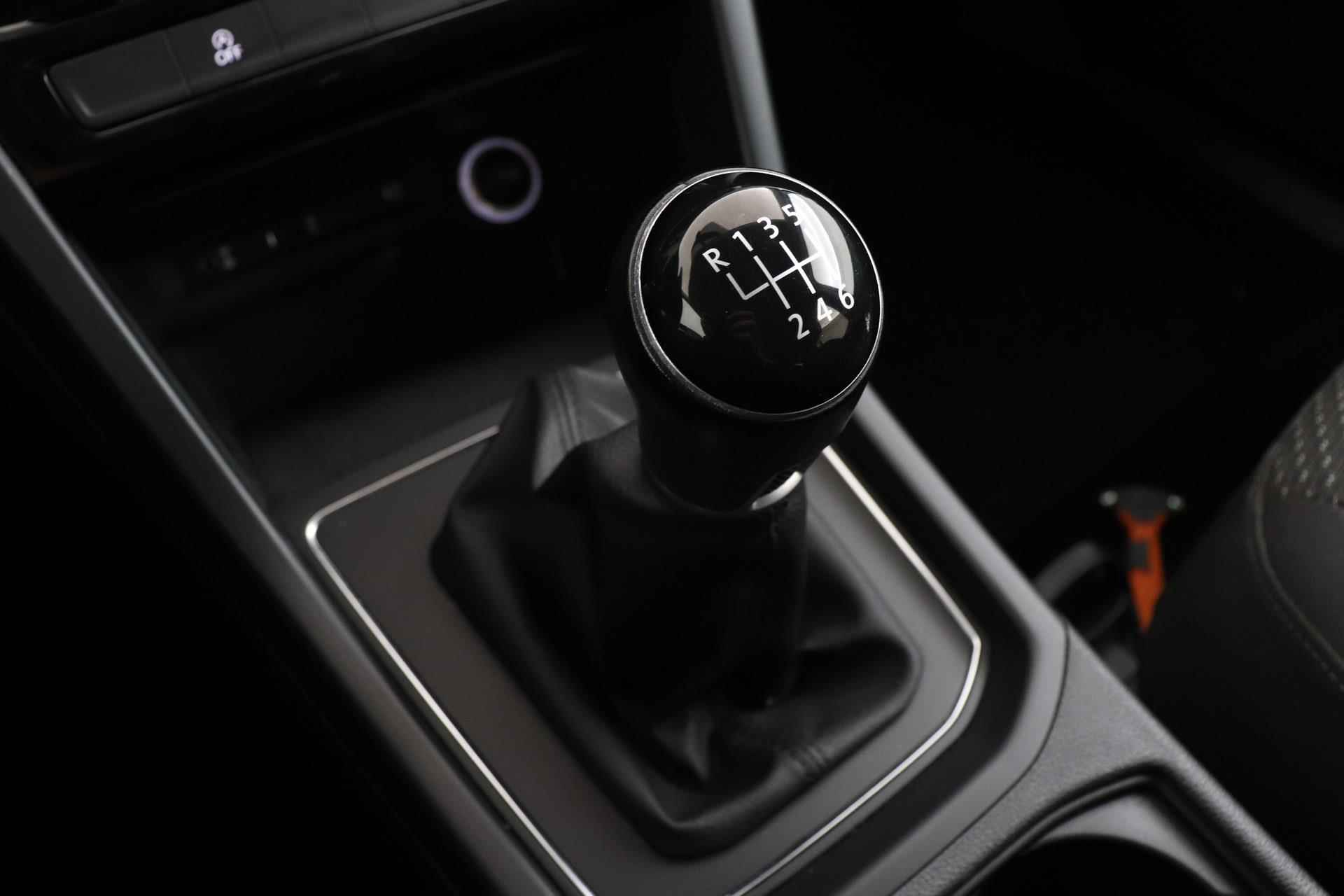 Volkswagen Touran 1.2 TSI Comfortline 7p | Trekhaak | Apple CarPlay | Org NL | 1e Eig | NAP | Navigatie | Camera | Climate Control - 23/39