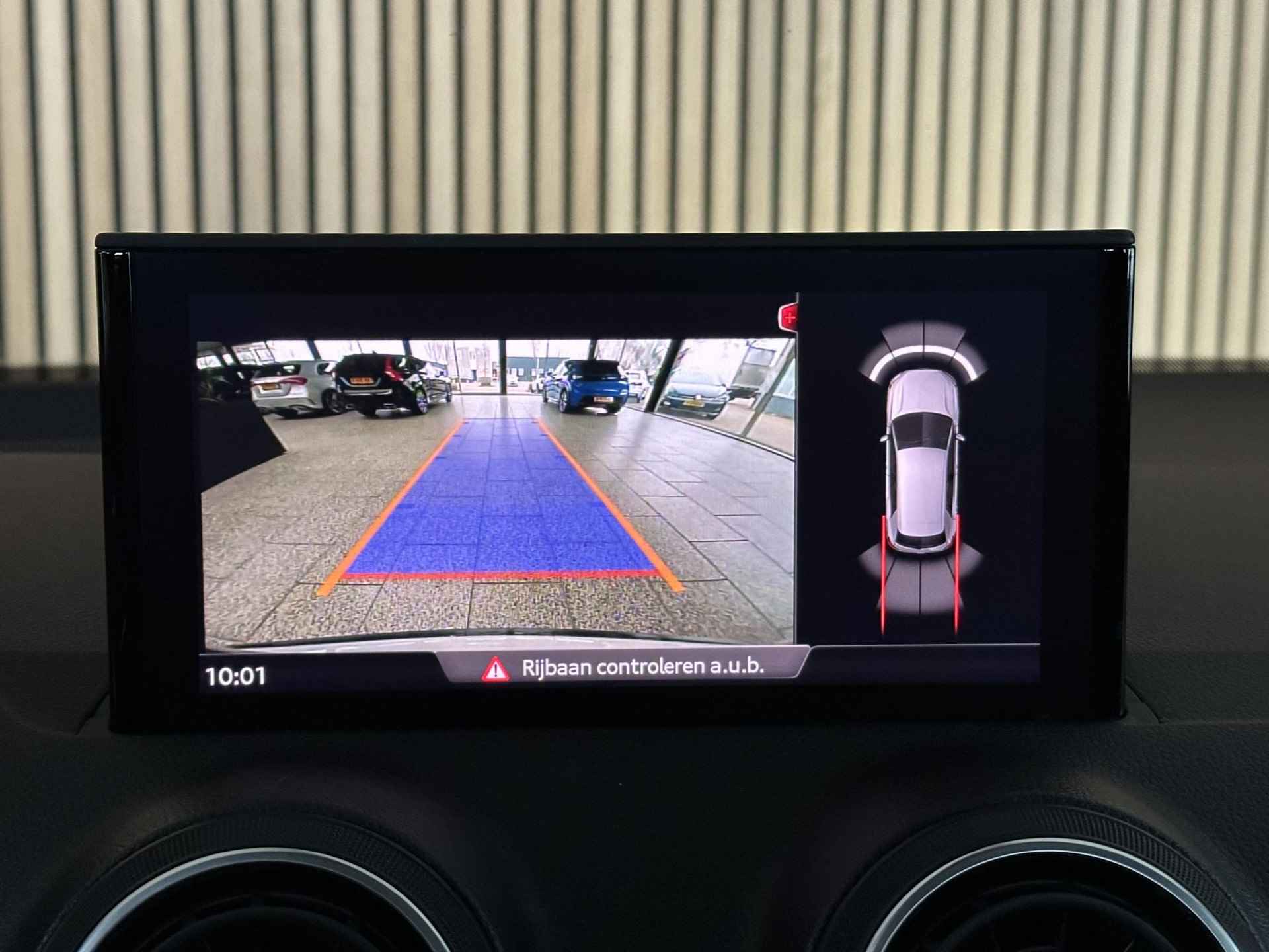 Audi Q2 35 TFSI S Edition Stoelverwarming | Camera| Matrix verlichting - 32/34