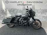 Harley-Davidson FLHXST STREET GLIDE ST