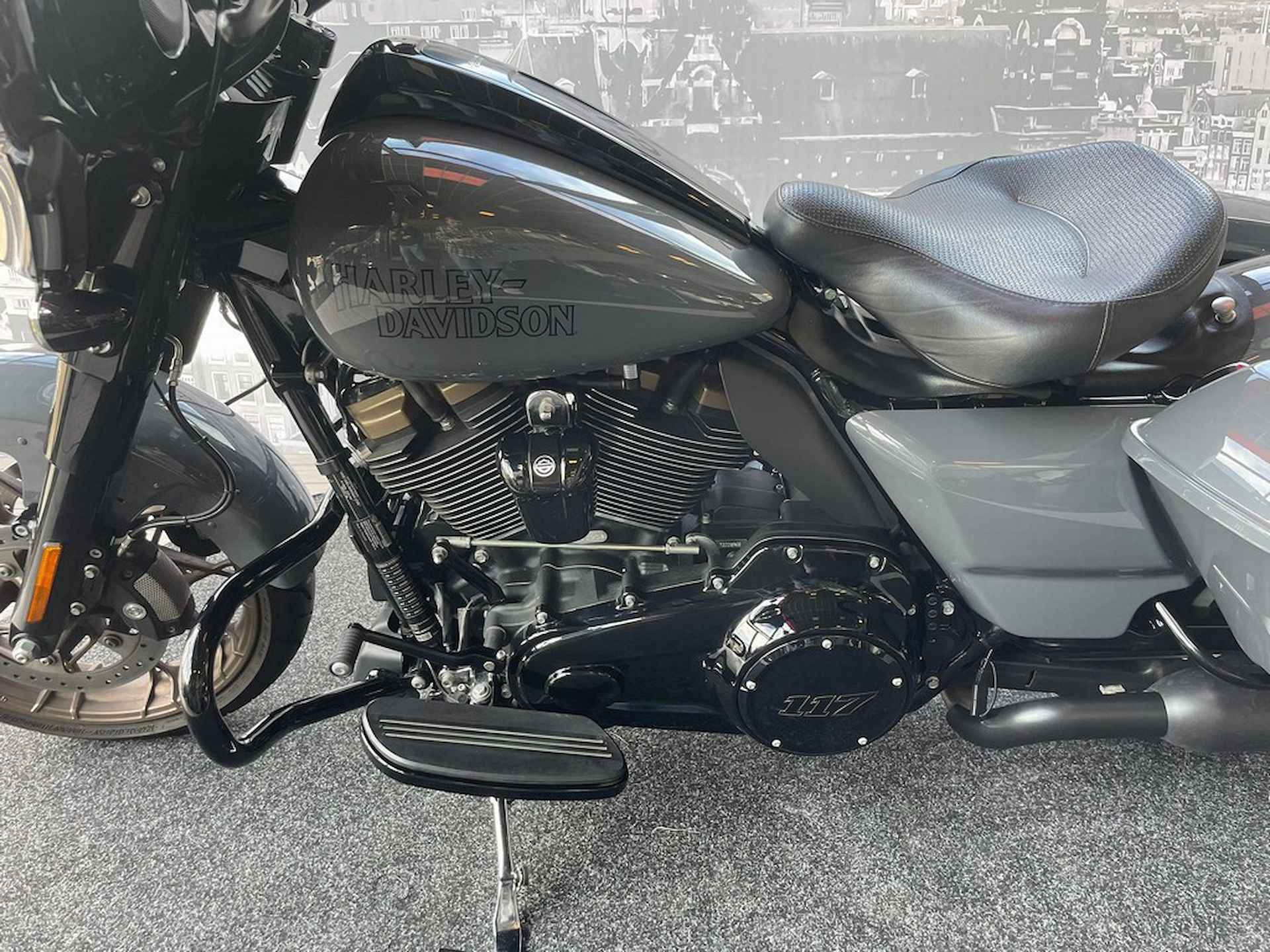 Harley-Davidson FLHXST STREET GLIDE ST - 5/8