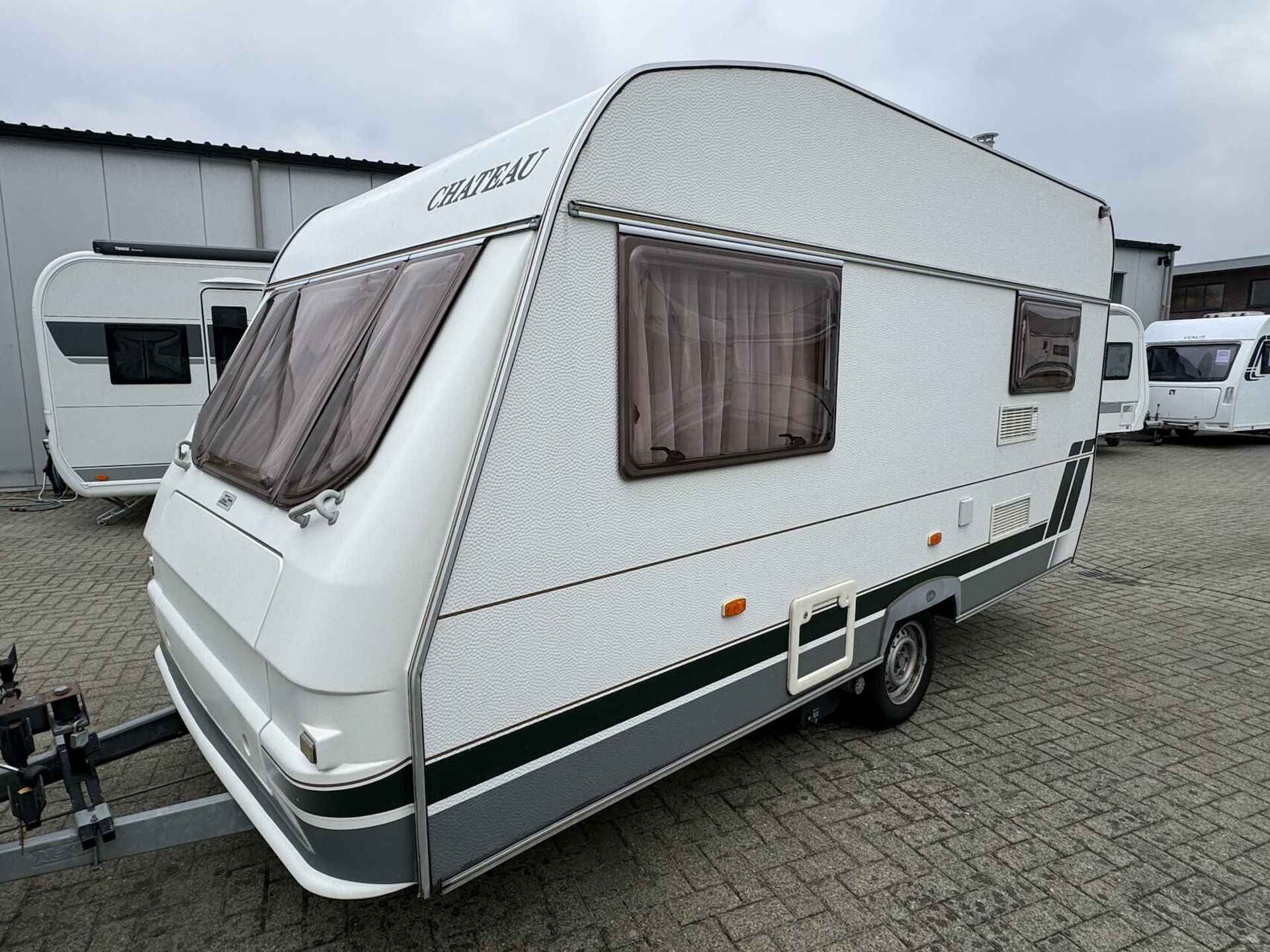 CHATEAU CALISTA 390 RONDZIT + VOORTENT + MOVER + FIETSENDR - 5/24