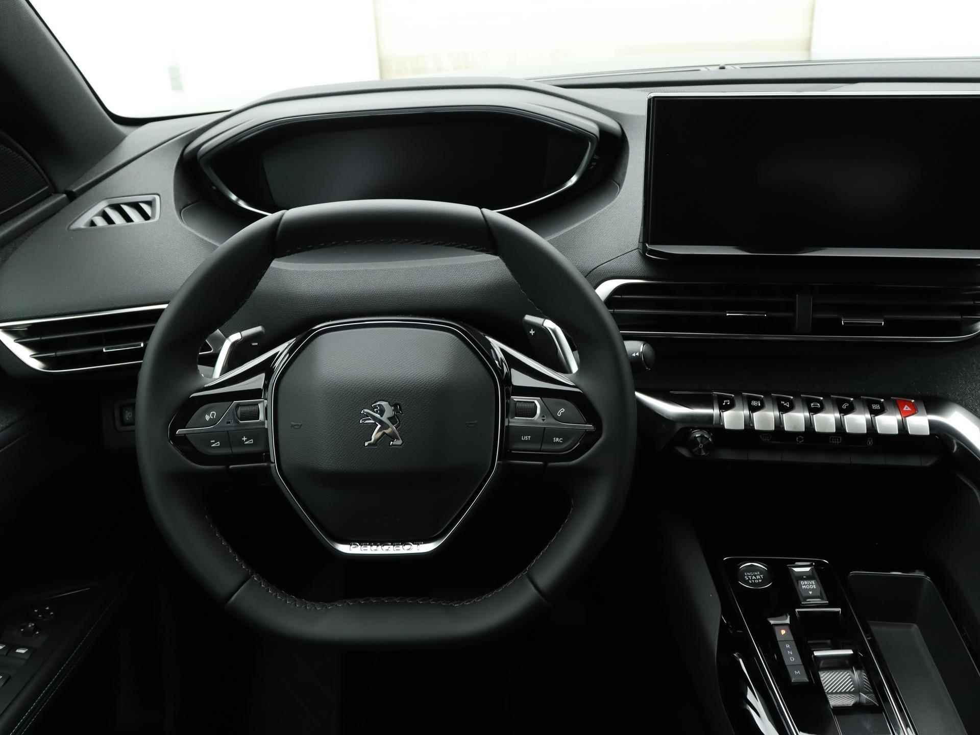 Peugeot 5008 Allure Pack Business 130pk Automaat | Navigatie | Camera | Elektrisch Bedienbare Achterklep | Stof/Kunstlederen Bekleding | Lichtmetalen Velgen 18" - 24/37