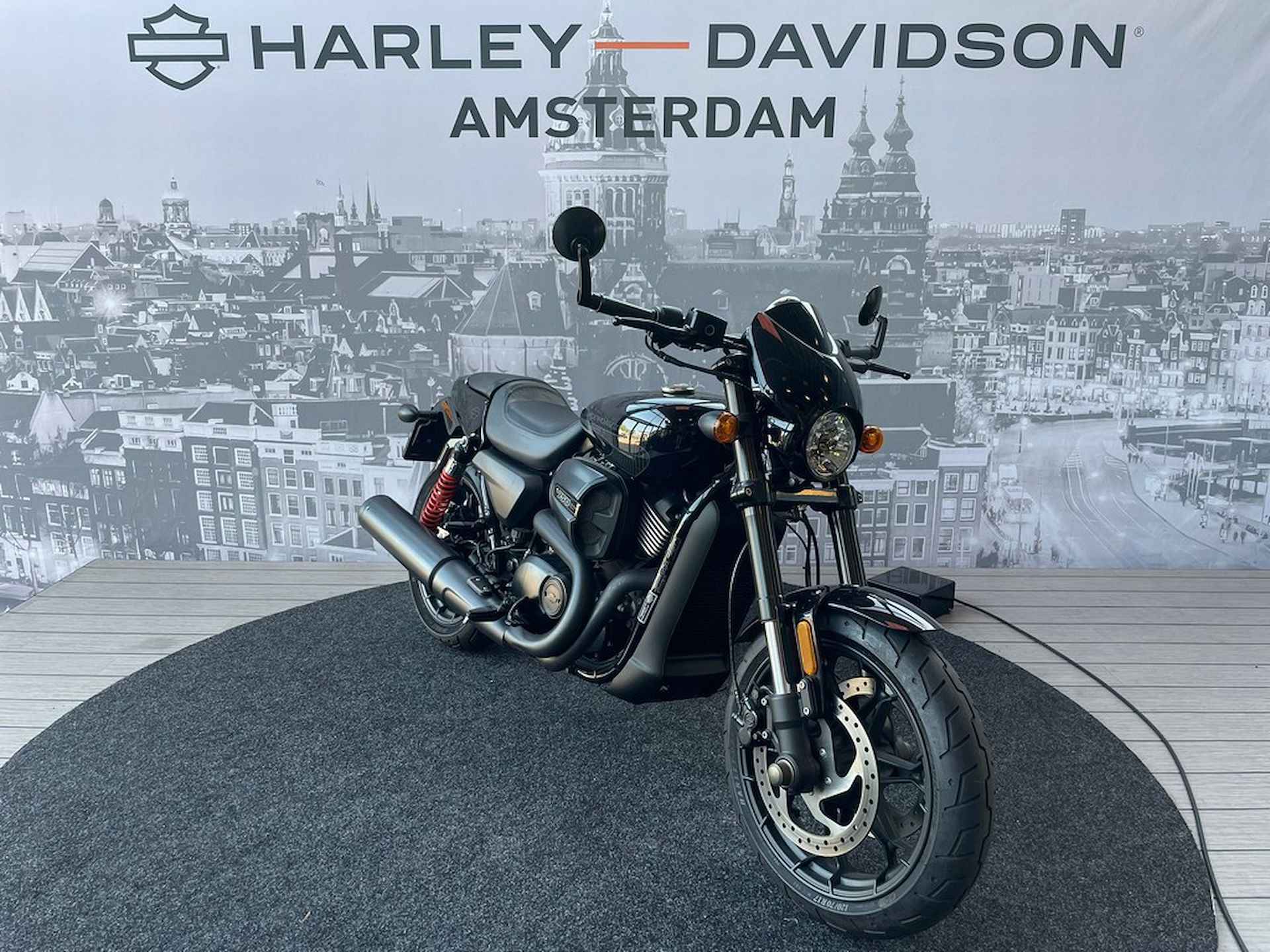 Harley-Davidson XG750A Street Rod - 3/8