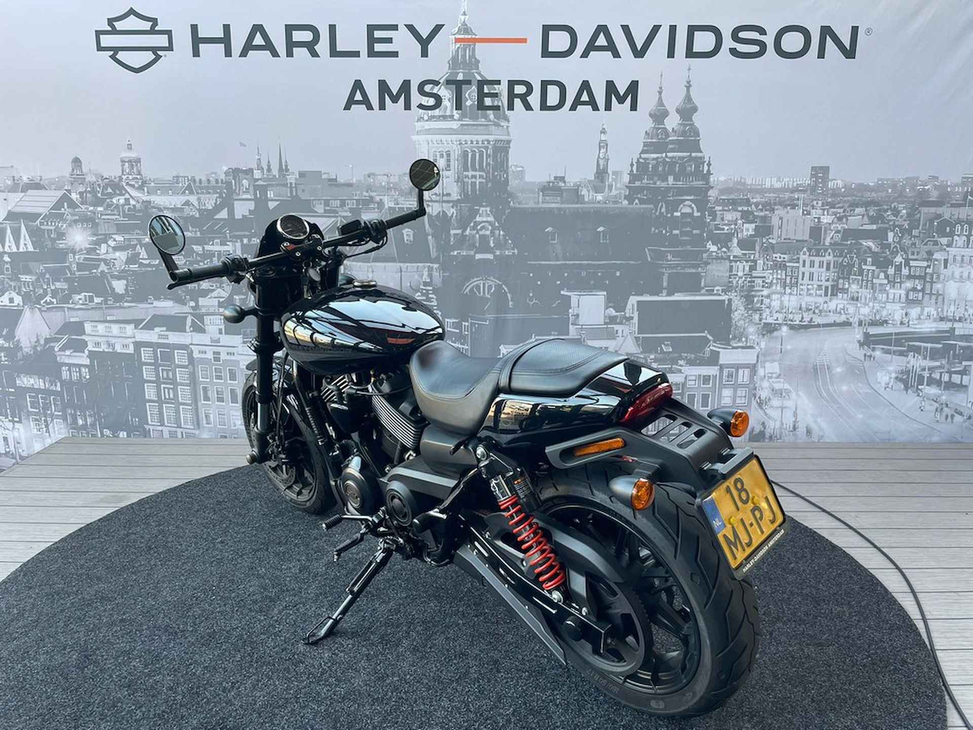 Harley-Davidson XG750A Street Rod - 6/8