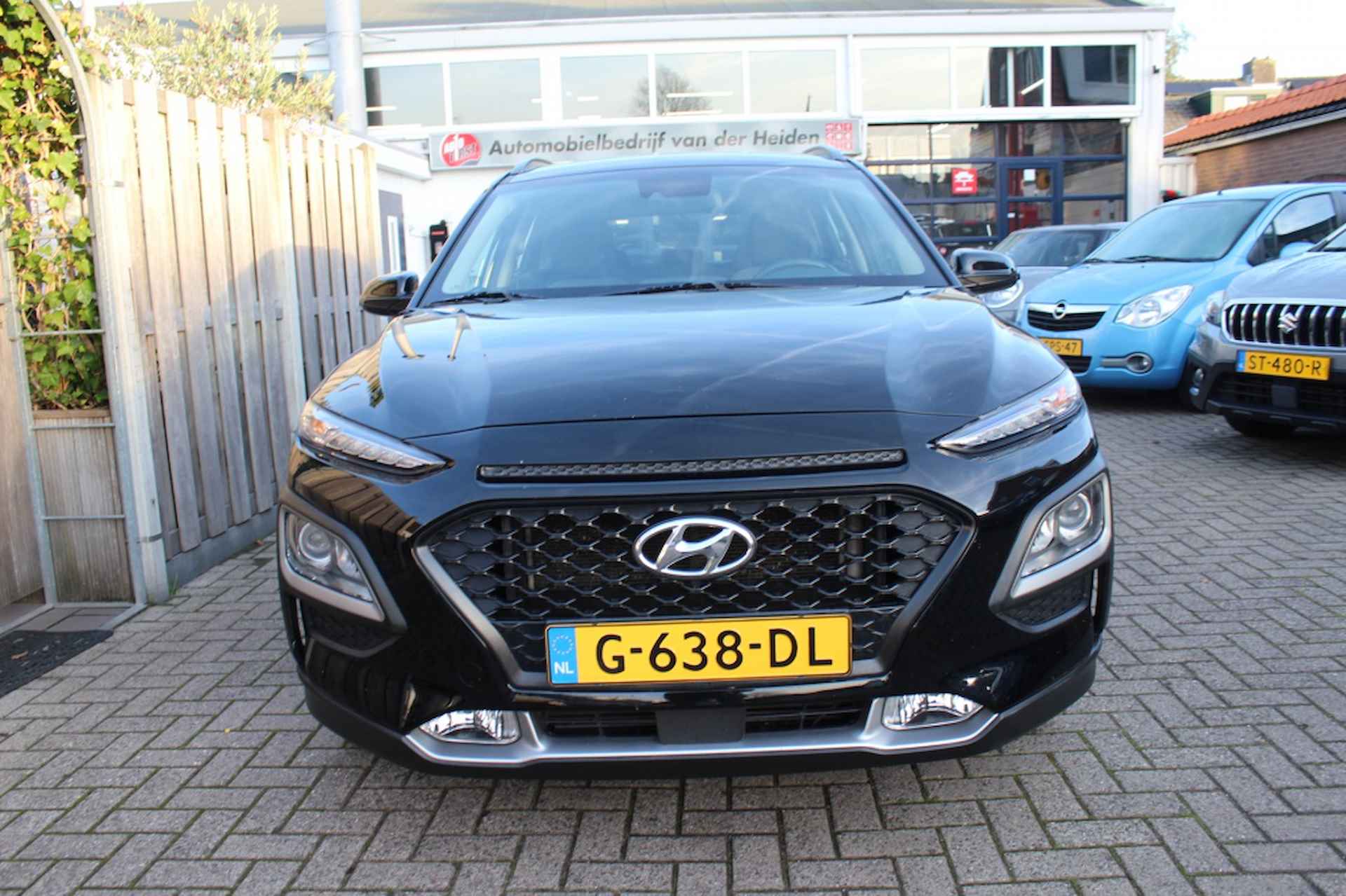 Hyundai Kona 1.0 T-GDI Comfort Navi - 8/25