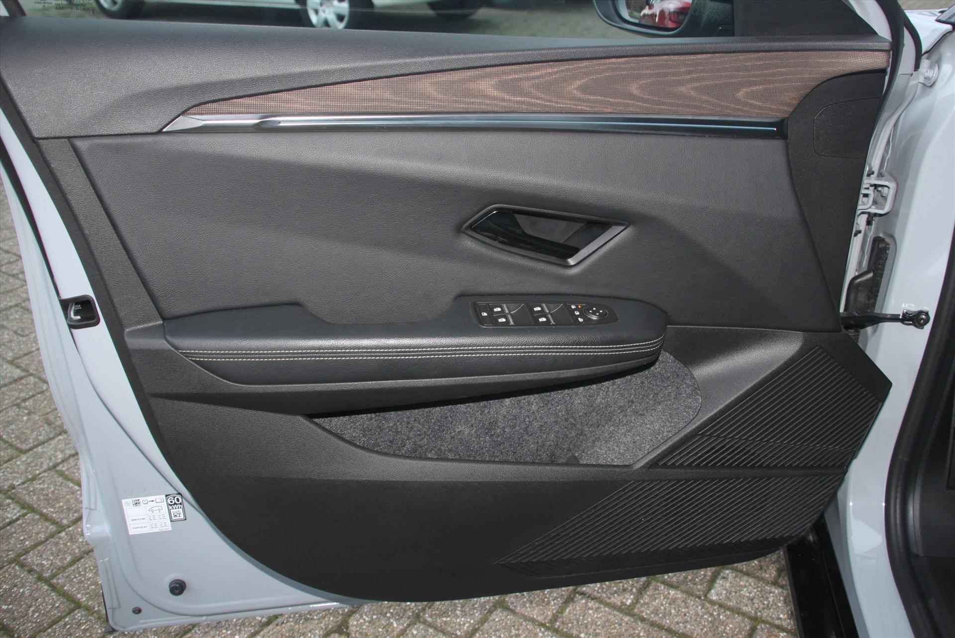 RENAULT Mégane E-Tech 220PK-ICONIC-37DKM-LEDER-DUURSTE VERSIE- - 20/33