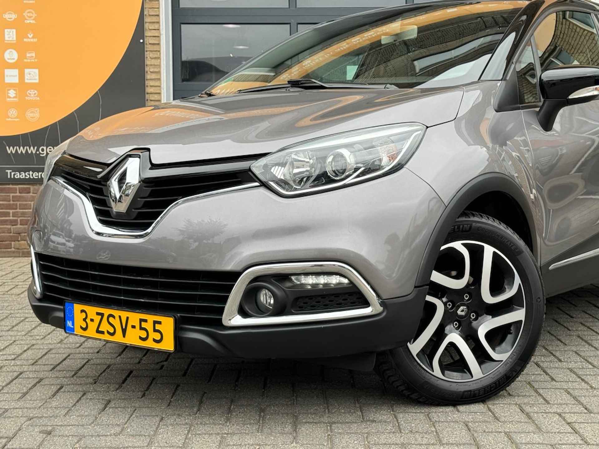 RENAULT Captur TCe 90 DYNAMIQUE R-LINK-NAVI/LMV/CAMERA/TREKHAAK/NL-AUTO - 7/42