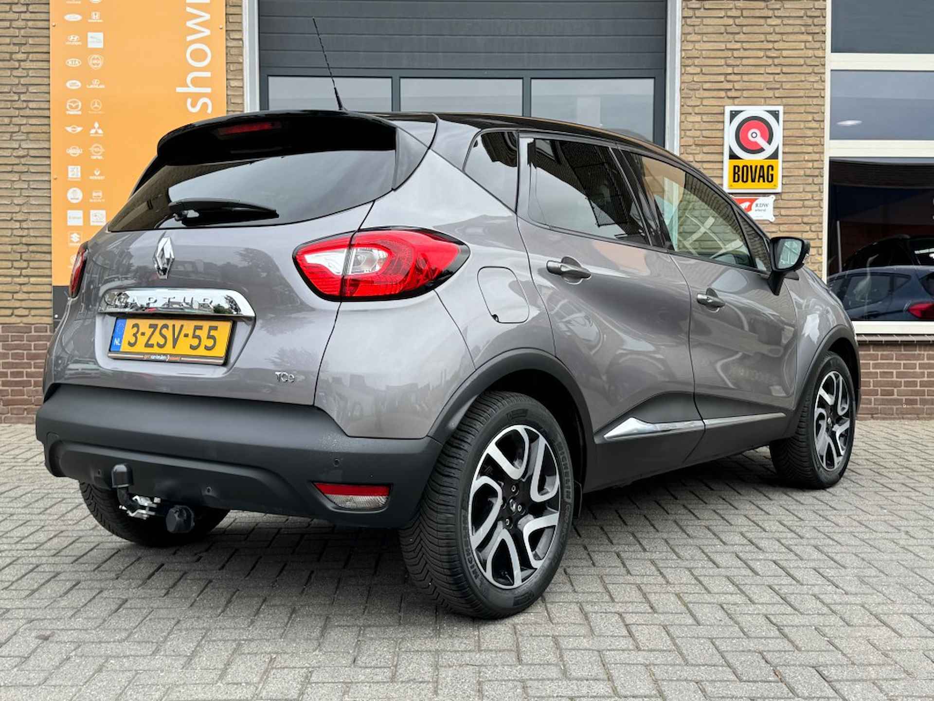 RENAULT Captur TCe 90 DYNAMIQUE R-LINK-NAVI/LMV/CAMERA/TREKHAAK/NL-AUTO - 19/42