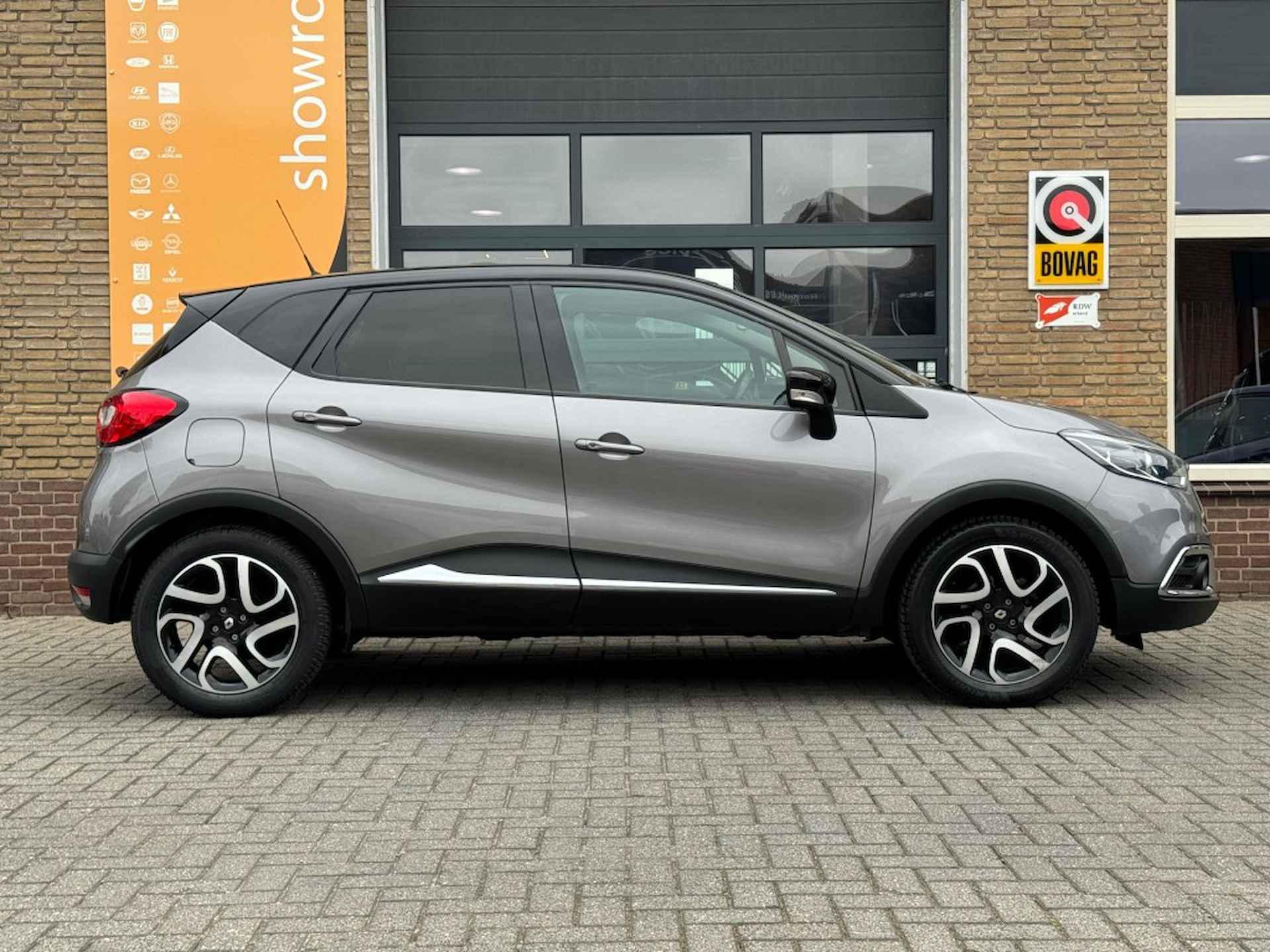 RENAULT Captur TCe 90 DYNAMIQUE R-LINK-NAVI/LMV/CAMERA/TREKHAAK/NL-AUTO - 34/42