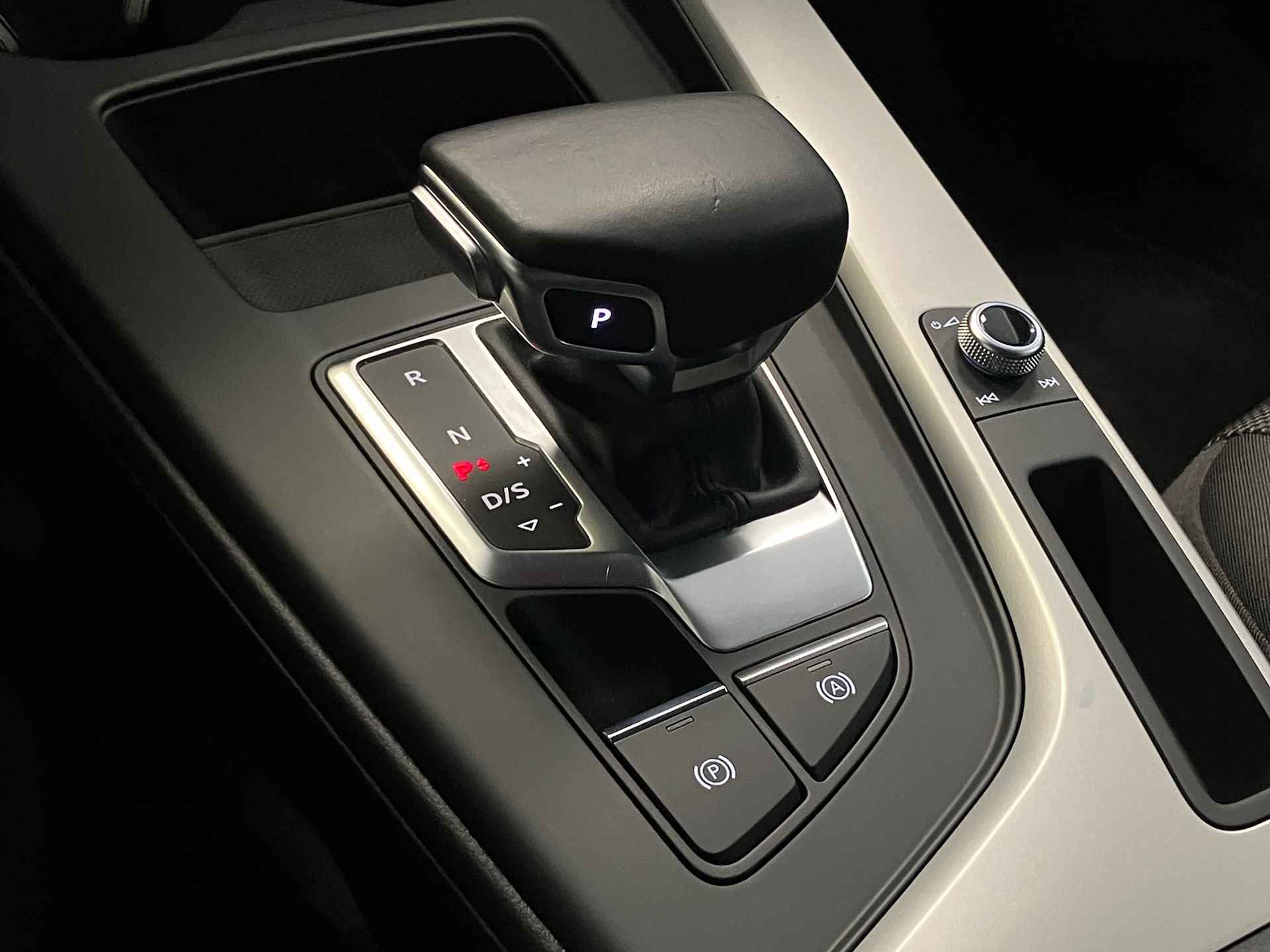 Audi A4 35 TFSI Pro Line | LED | AUTOMAAT | 18"LM velgen | Nederlandse Auto | NAP | - 7/35