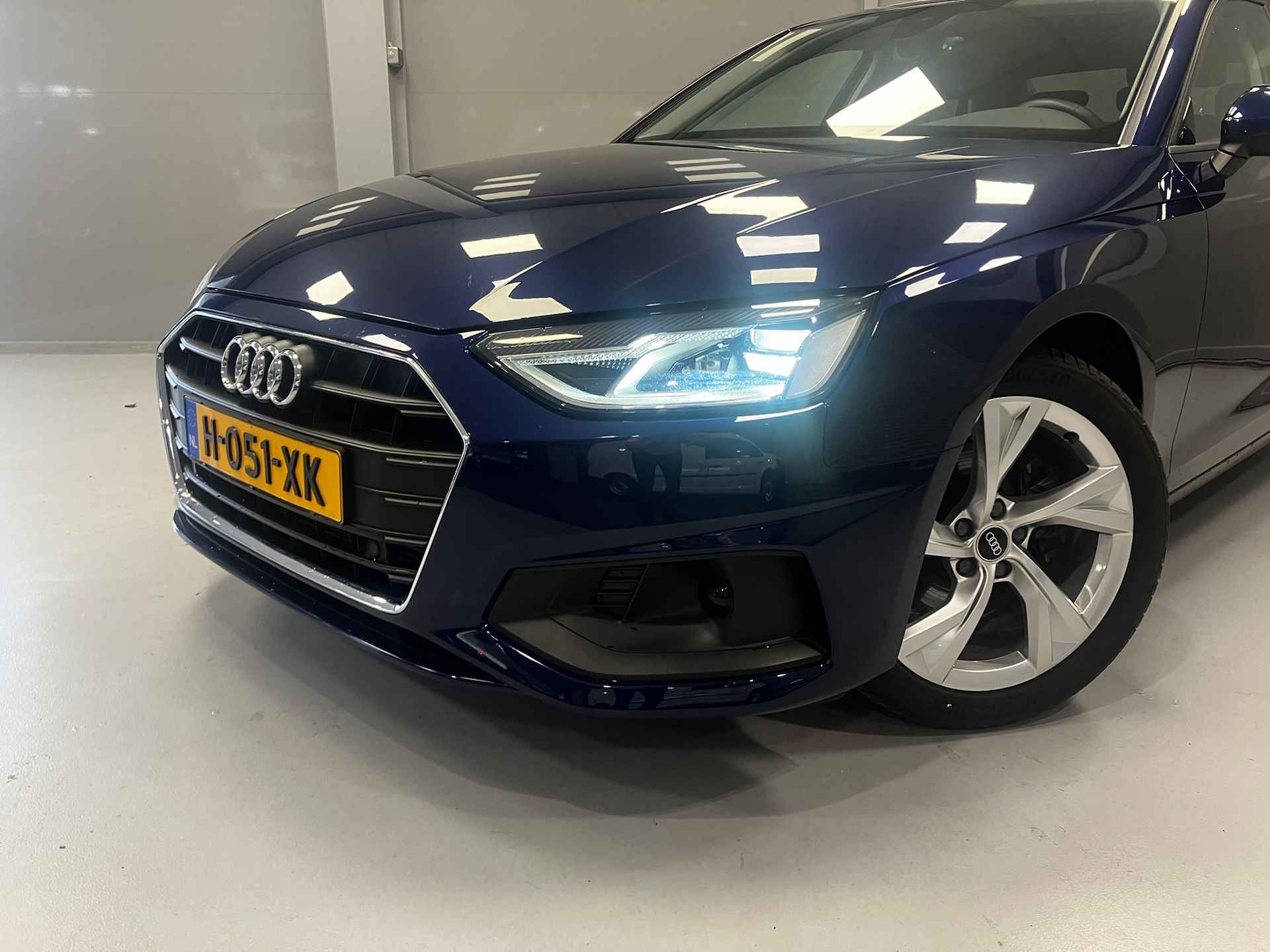 Audi A4 35 TFSI Pro Line | LED | | 18' Lichtmetalen velgen | Donker getint glas | NAP | - 14/44