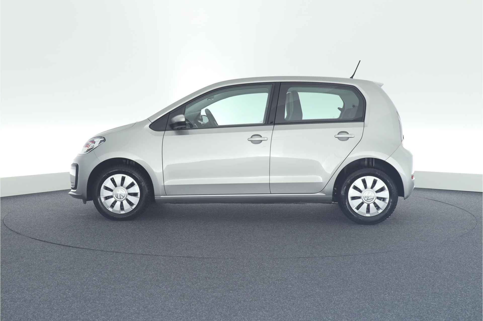 Volkswagen up! 1.0 66pk Airco - 4/28