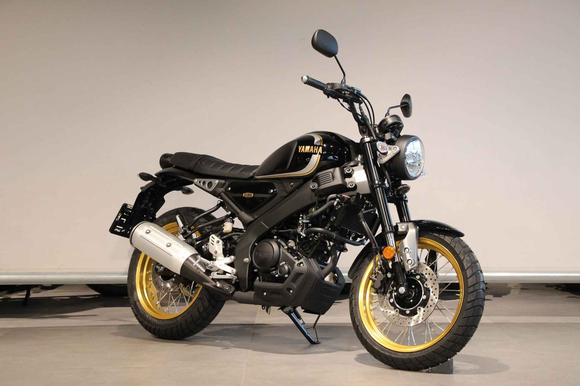 Yamaha XSR 125 Legacy - 2/12