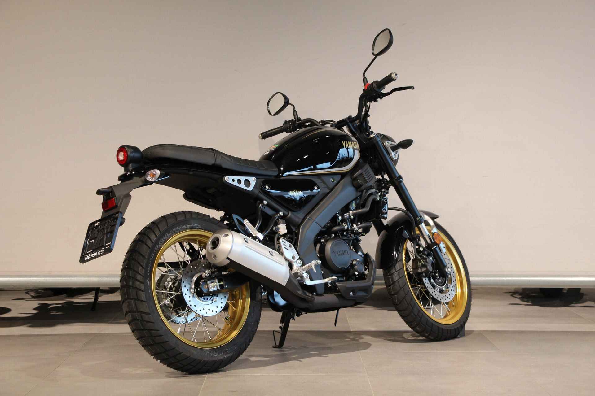 Yamaha XSR 125 Legacy - 7/12