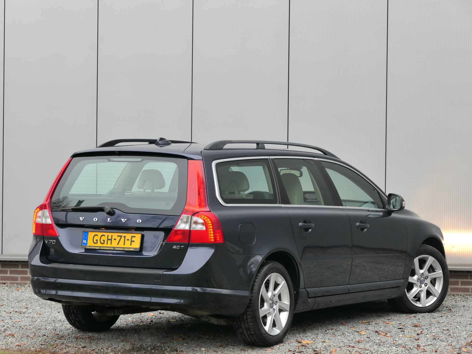 Volvo V70 2.0T AUT Momentum Trekhaak / Leer / Stoelverwarming - 3/14