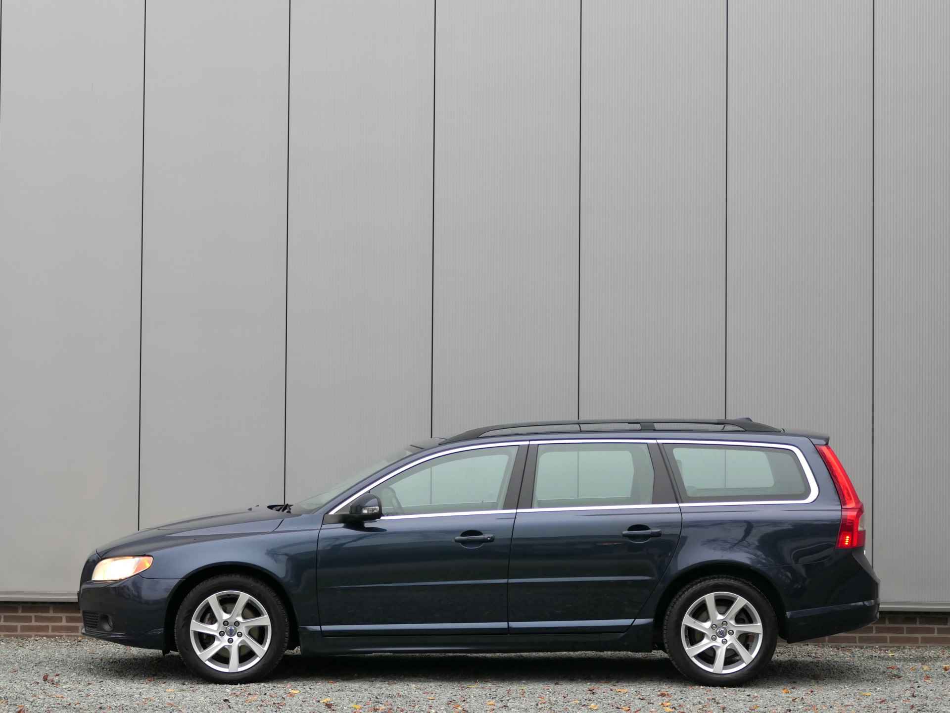 Volvo V70 2.0T AUT Momentum Trekhaak / Leer / Stoelverwarming - 6/14