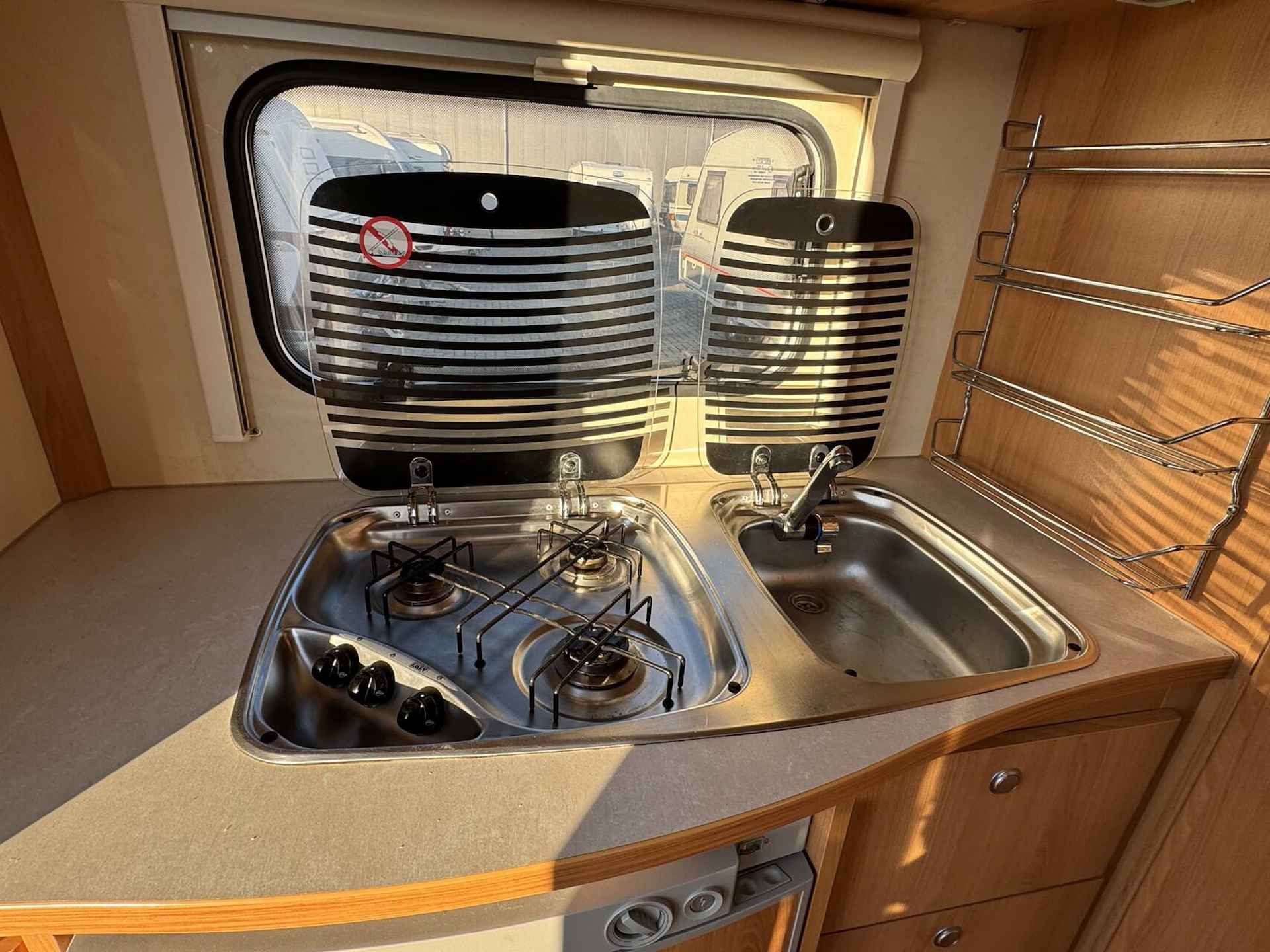 CARAVELAIR ALLEGRA 400,DWARSBED,VOORTENT,EINDKEUKEN,FIETS.DR - 17/21