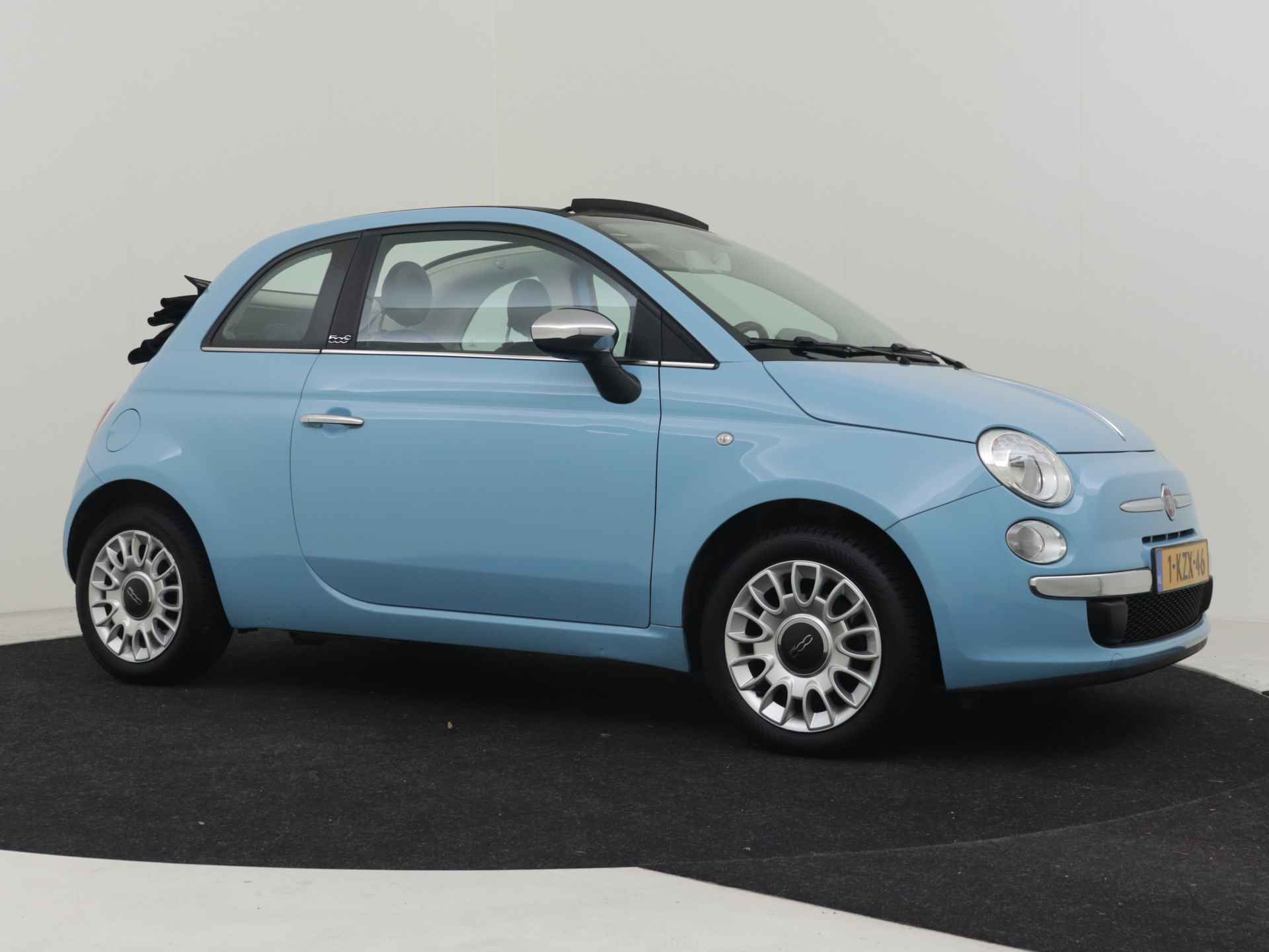 Fiat 500C 1.0 TwinAir Pop 66pk Cabrio | Elektrische ramen | Parkeersensoren achter | Radio cd mp3 | Airco | 15"LMV - 21/34