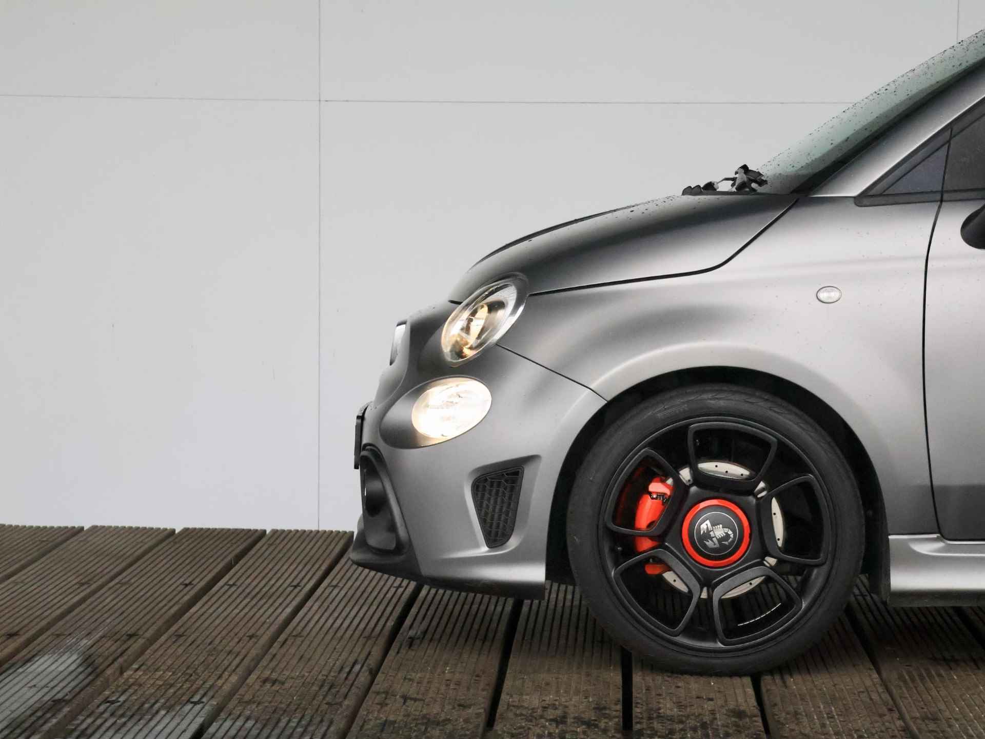 Abarth 595 1.4 T-Jet 165pk F595 - 6/31