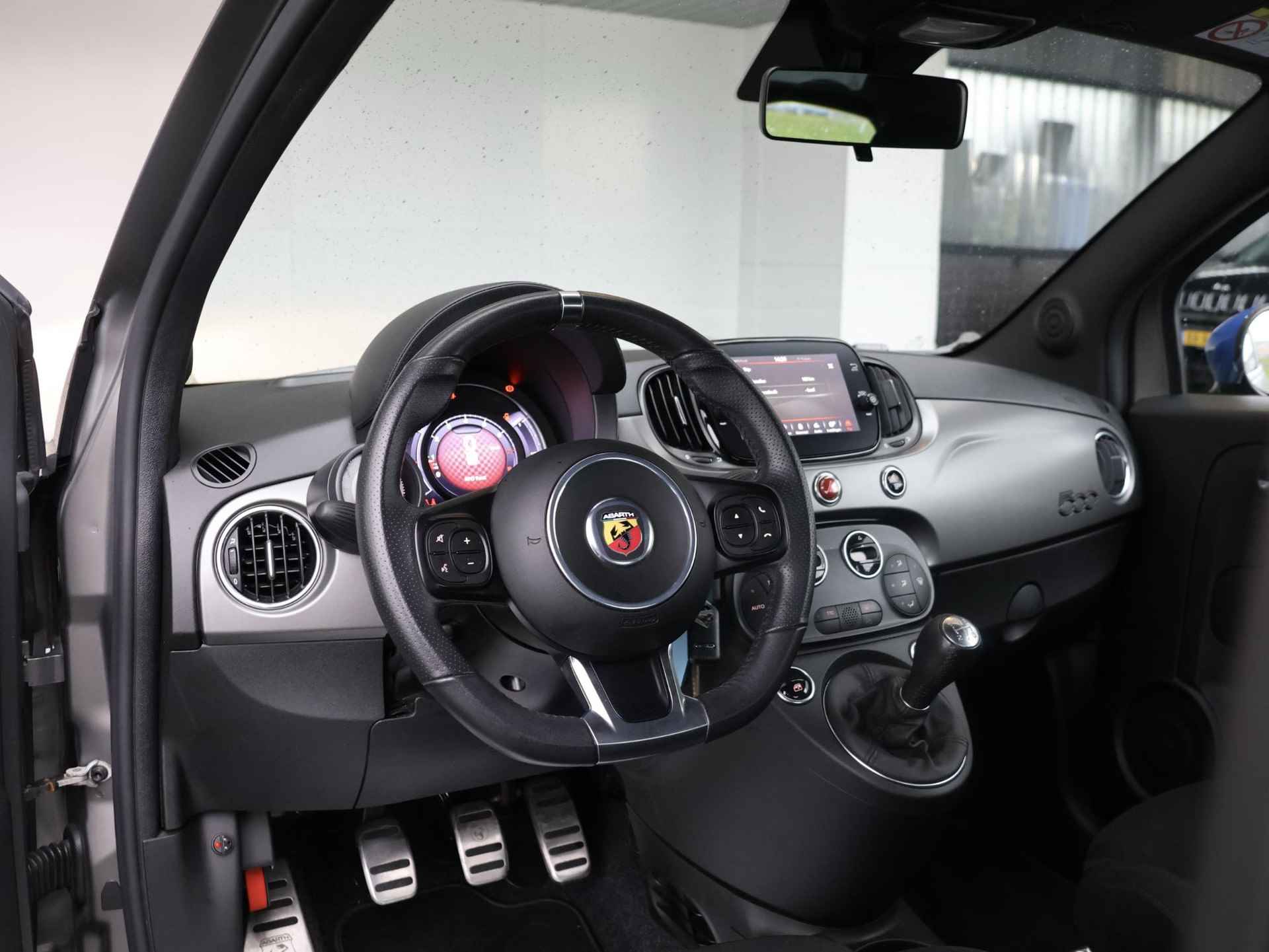 Abarth 595 1.4 T-Jet 165pk F595 - 7/31