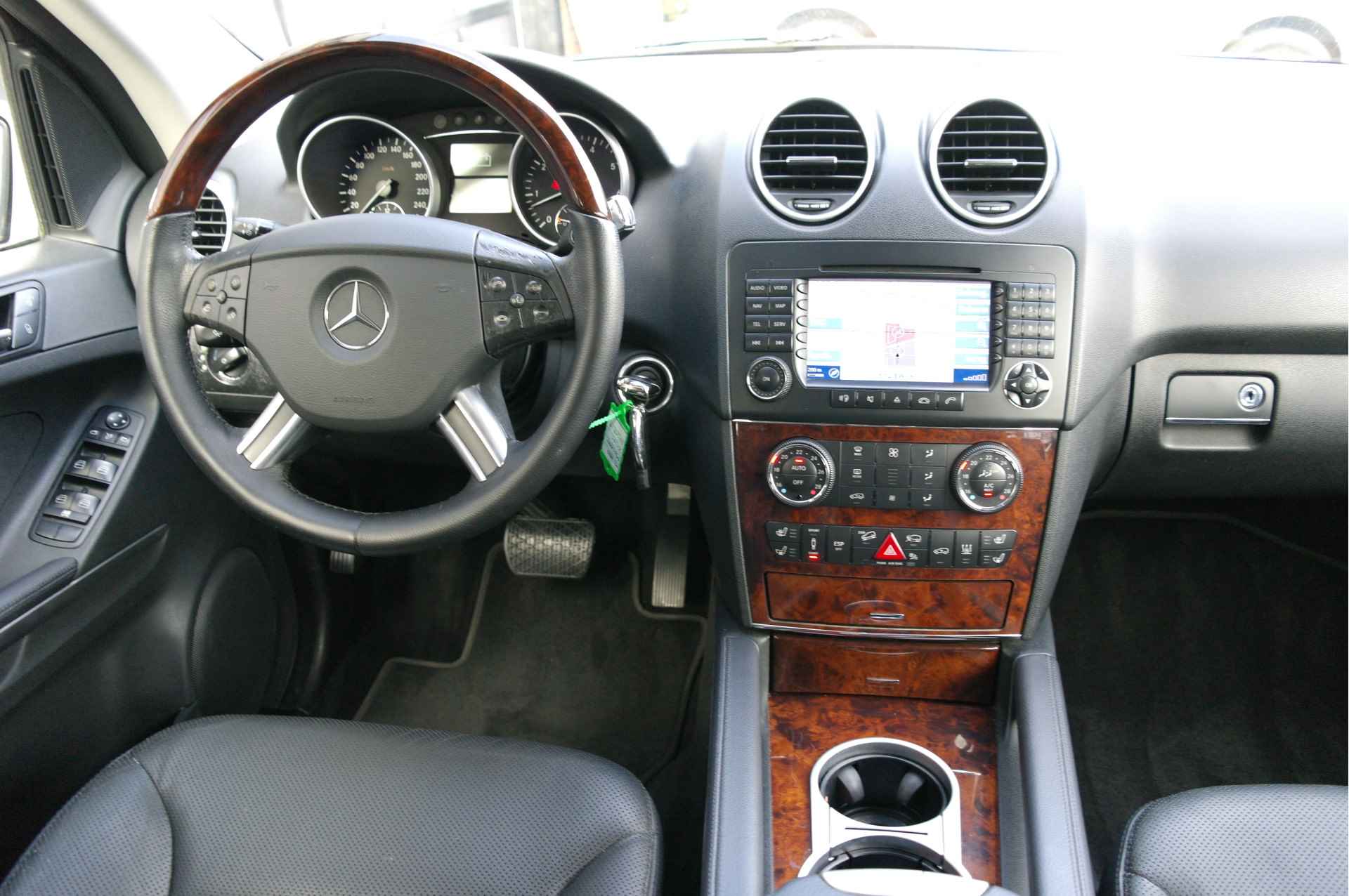 Mercedes-Benz M-Klasse 350 | Youngtimer | Cruise | NL-Auto | Leder - 4/26